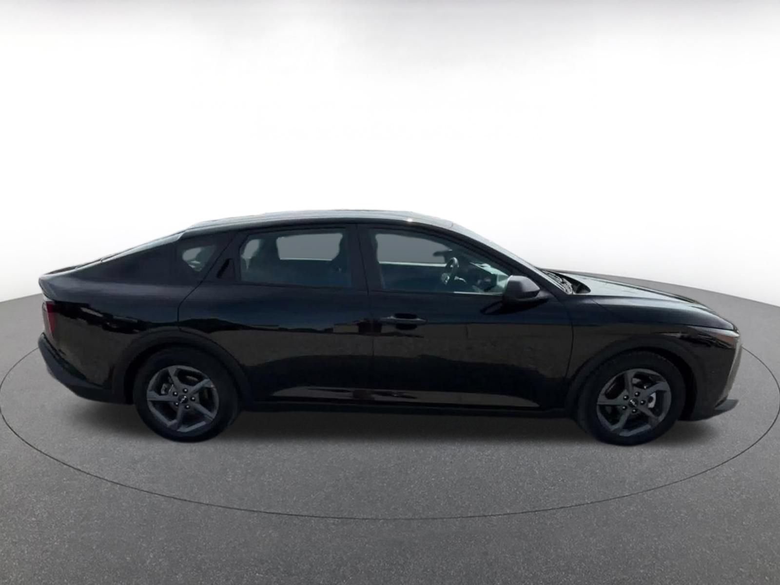 Thumbnail: 2026 Kia K4 - 15