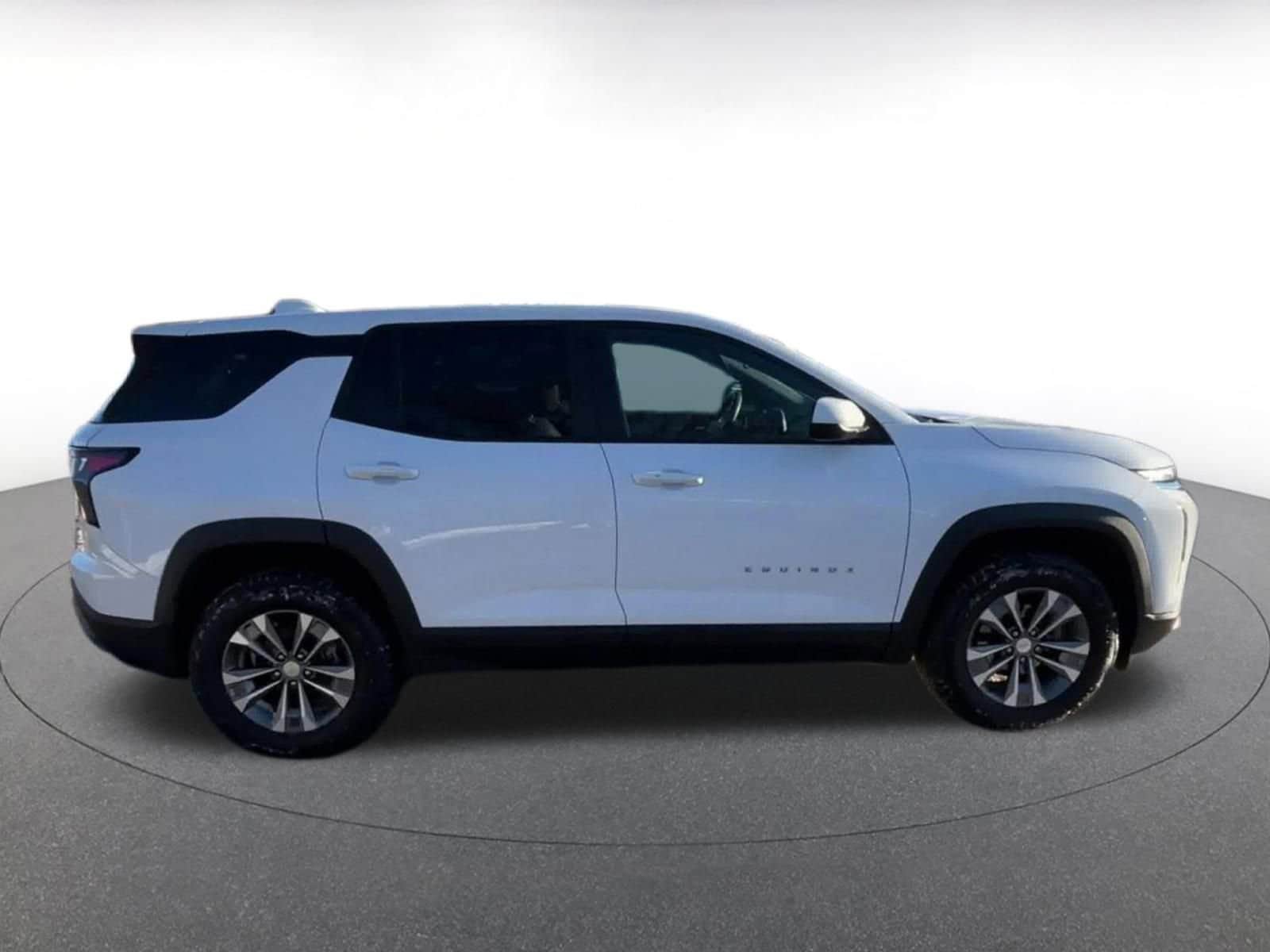 Thumbnail: 2025 Chevrolet Equinox - 15