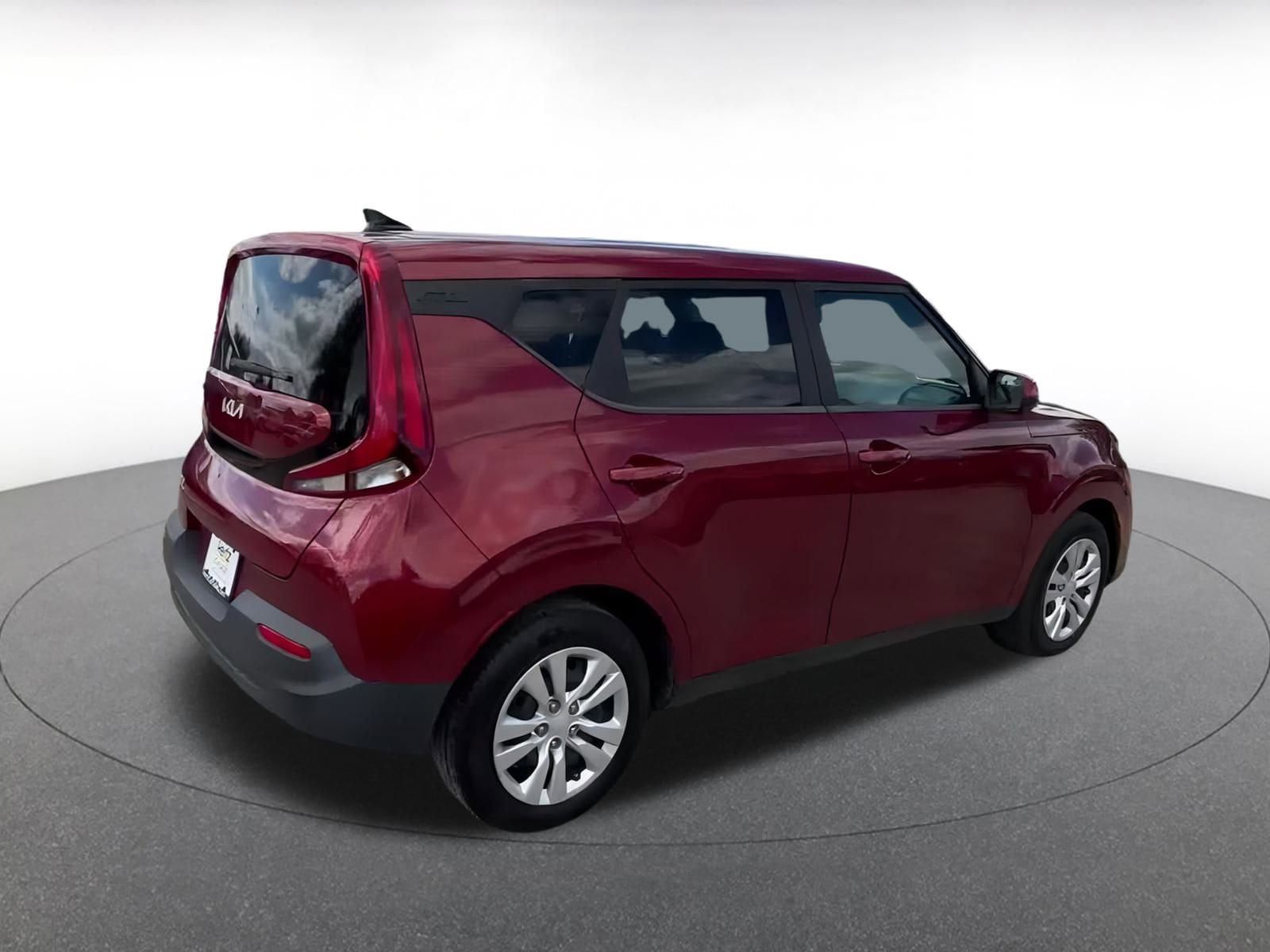 Thumbnail: 2022 Kia Soul - 14