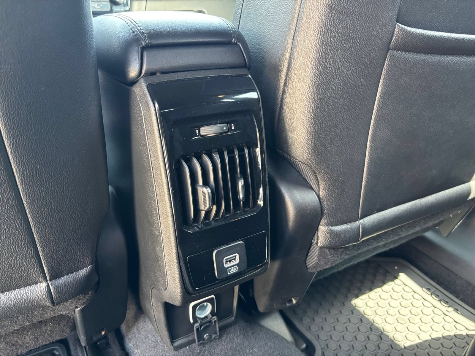 Thumbnail: 2025 Jeep Compass - 23