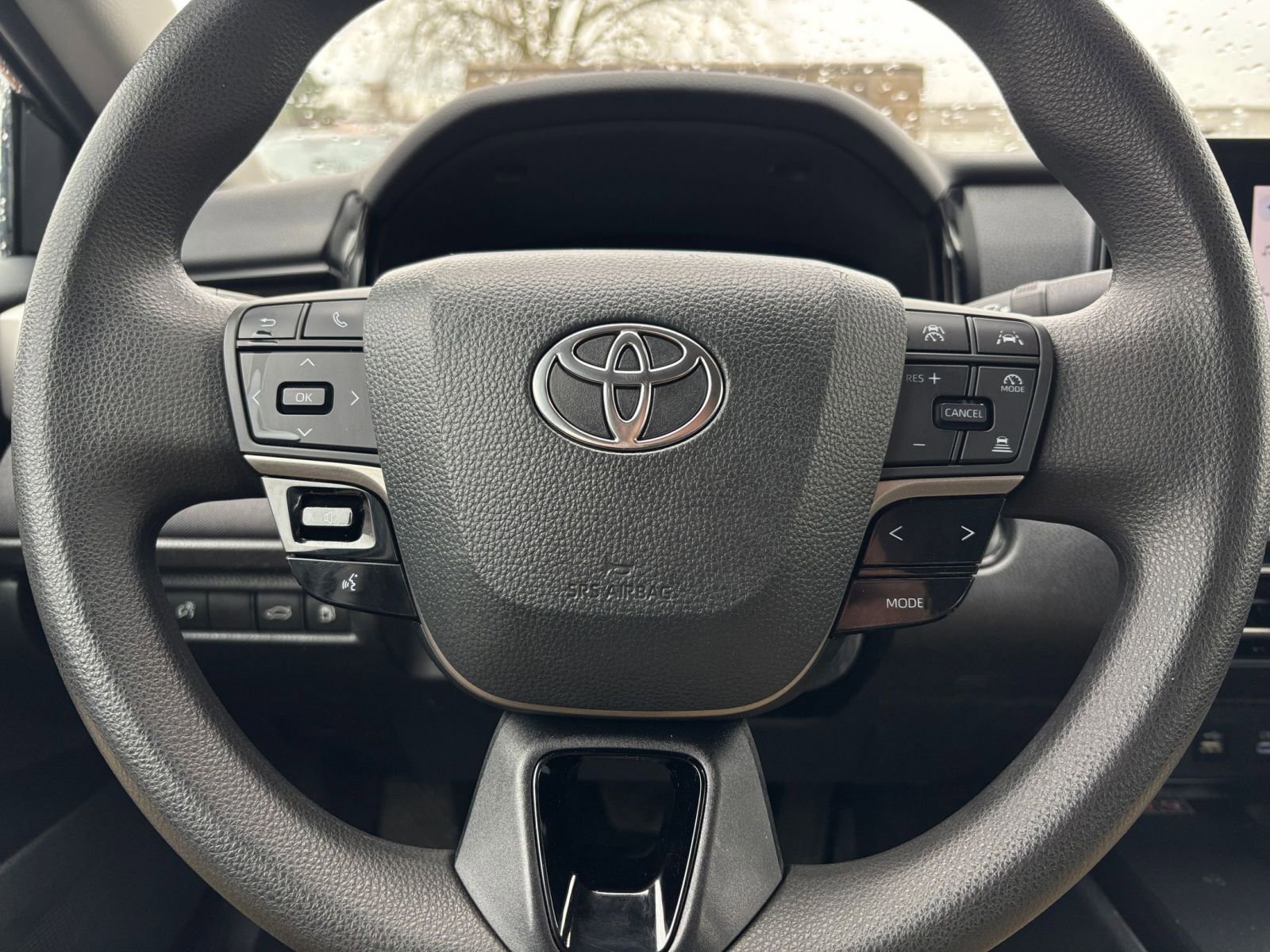 Thumbnail: 2025 Toyota Camry - 28