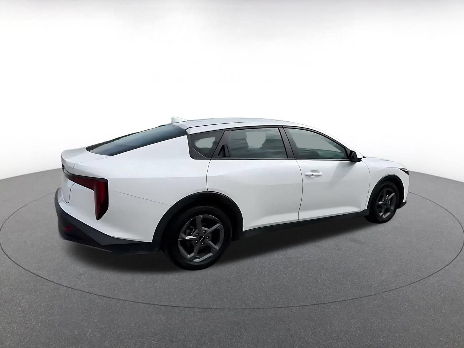 Thumbnail: 2025 Kia K4 - 14