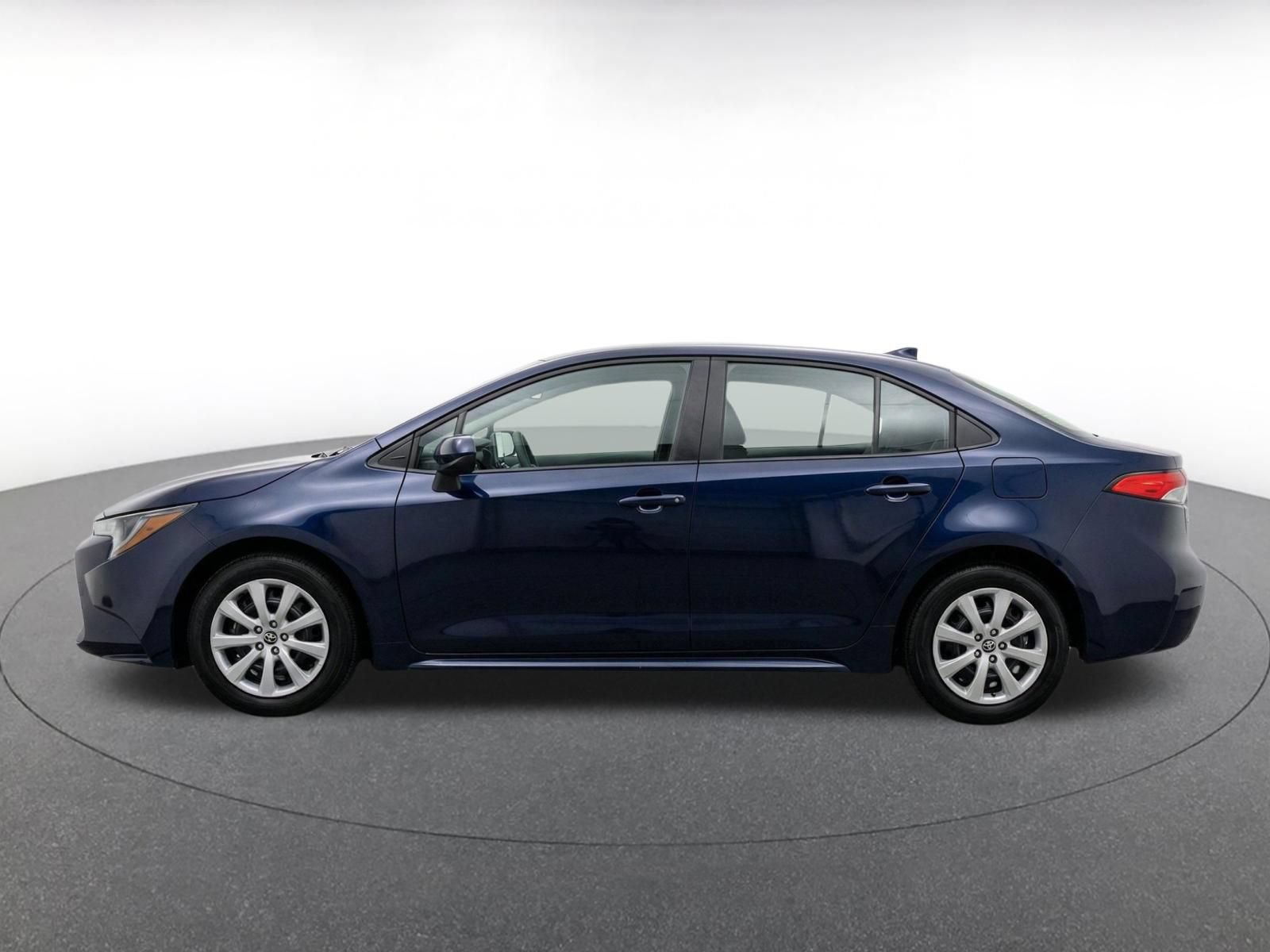Thumbnail: 2025 Toyota Corolla - 4