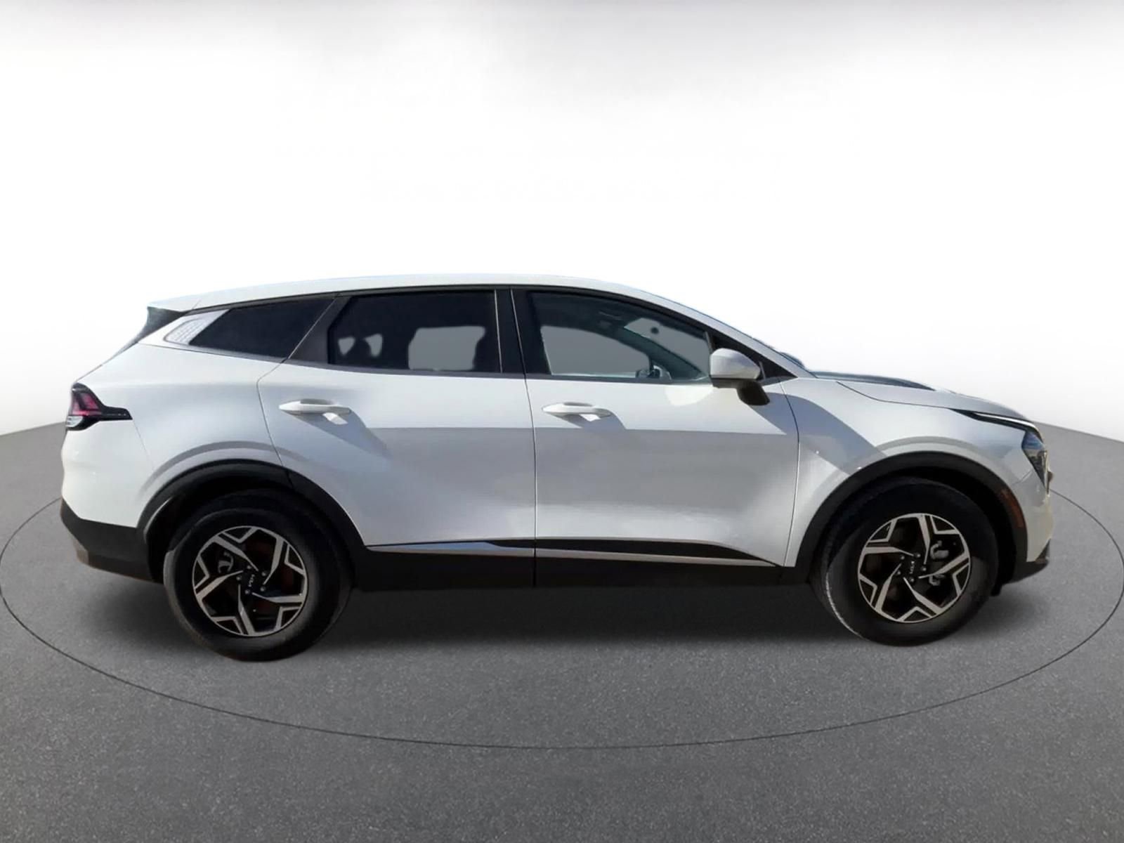 Thumbnail: 2025 Kia Sportage - 16
