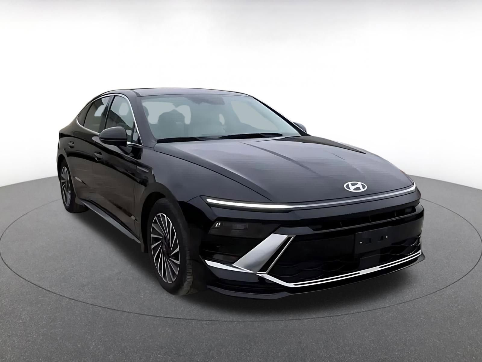 Thumbnail: 2025 Hyundai Sonata - 3