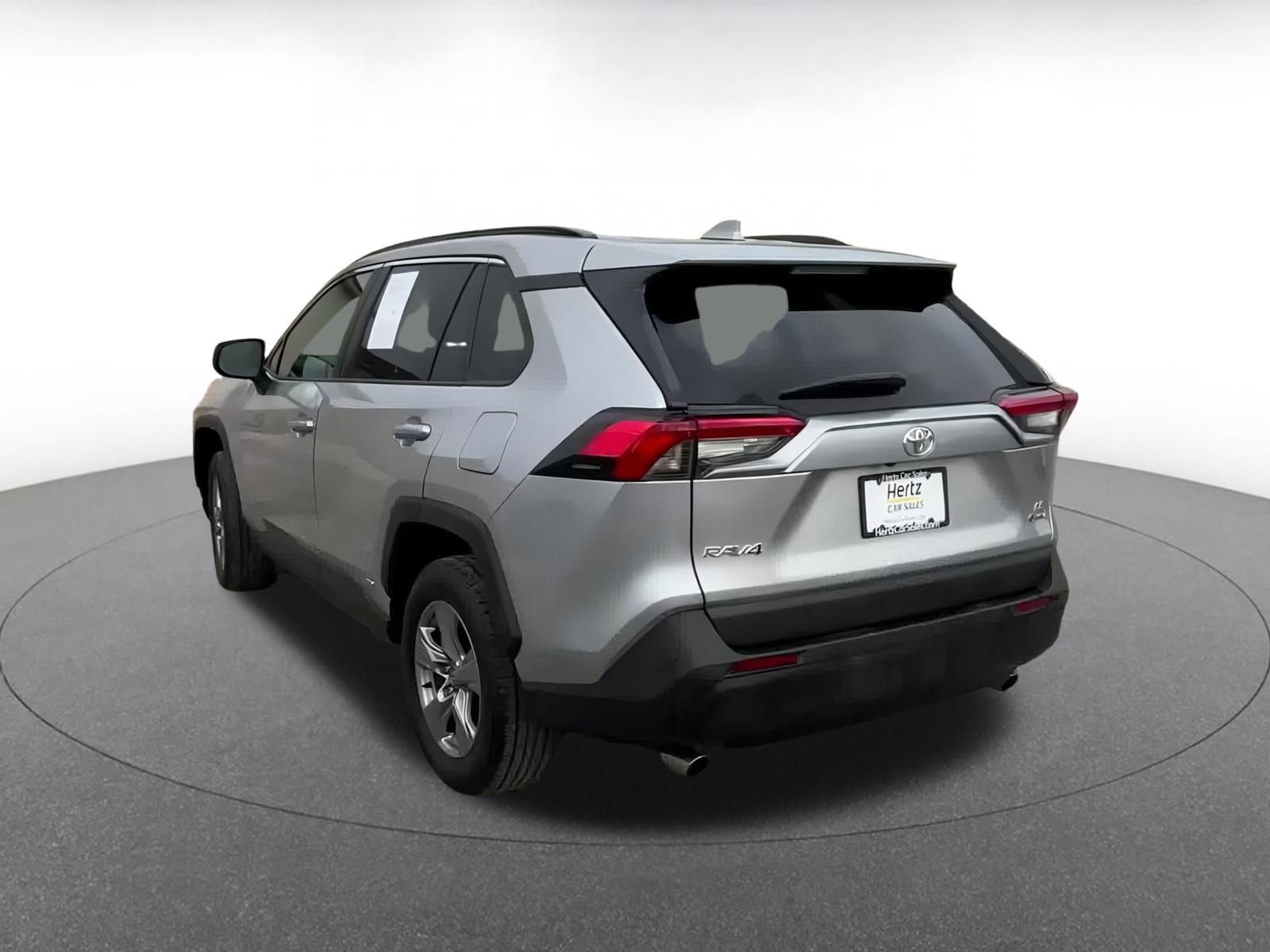 Thumbnail: 2025 Toyota RAV4 - 11