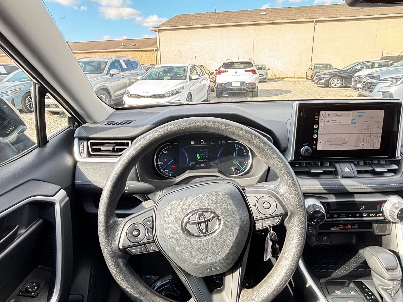 Thumbnail: 2025 Toyota RAV4 - 33