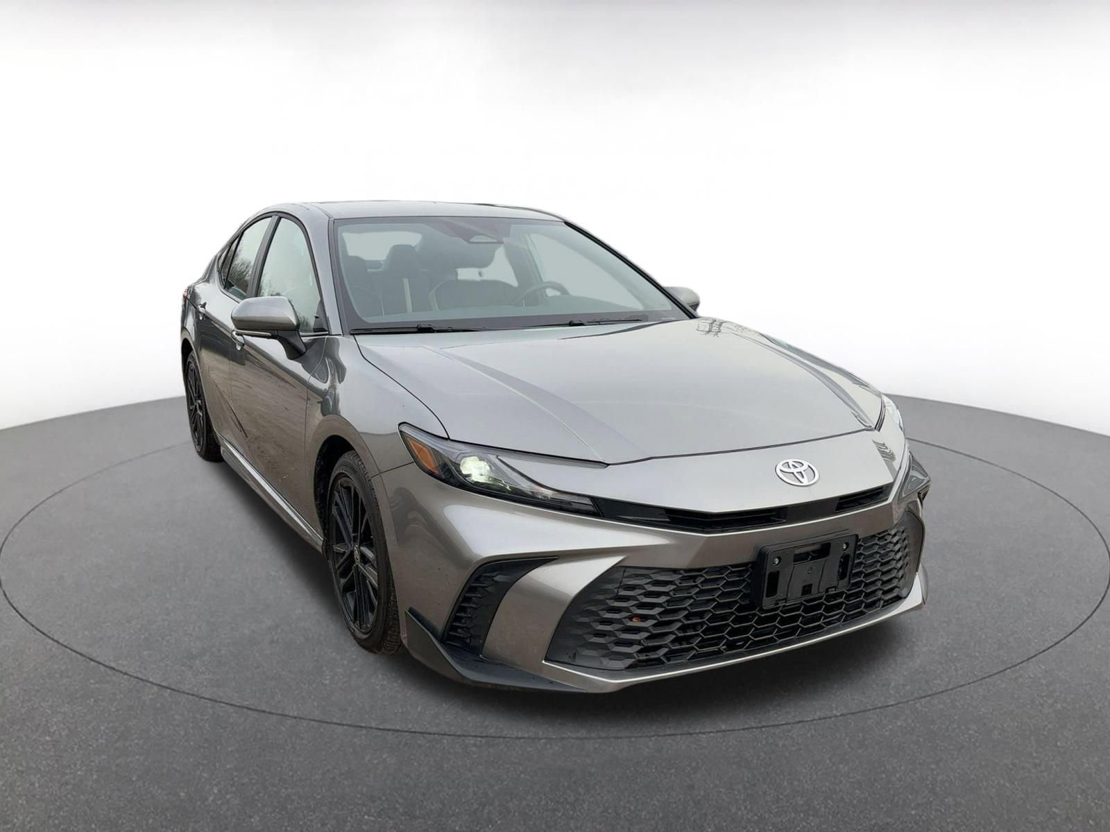 Thumbnail: 2025 Toyota Camry - 10