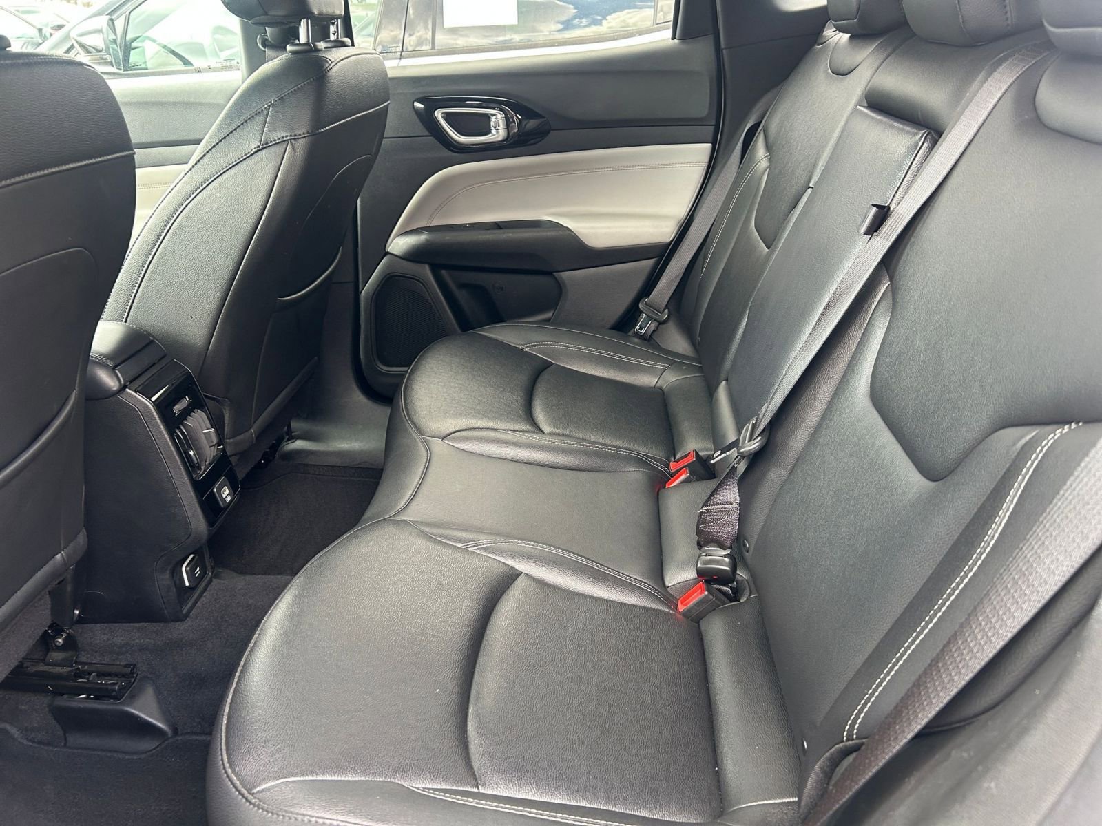 Thumbnail: 2025 Jeep Compass - 28