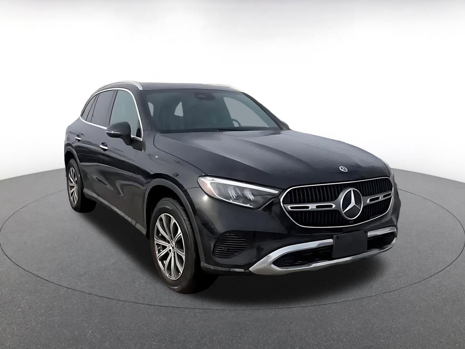 Thumbnail: 2024 Mercedes-Benz GLC - 3