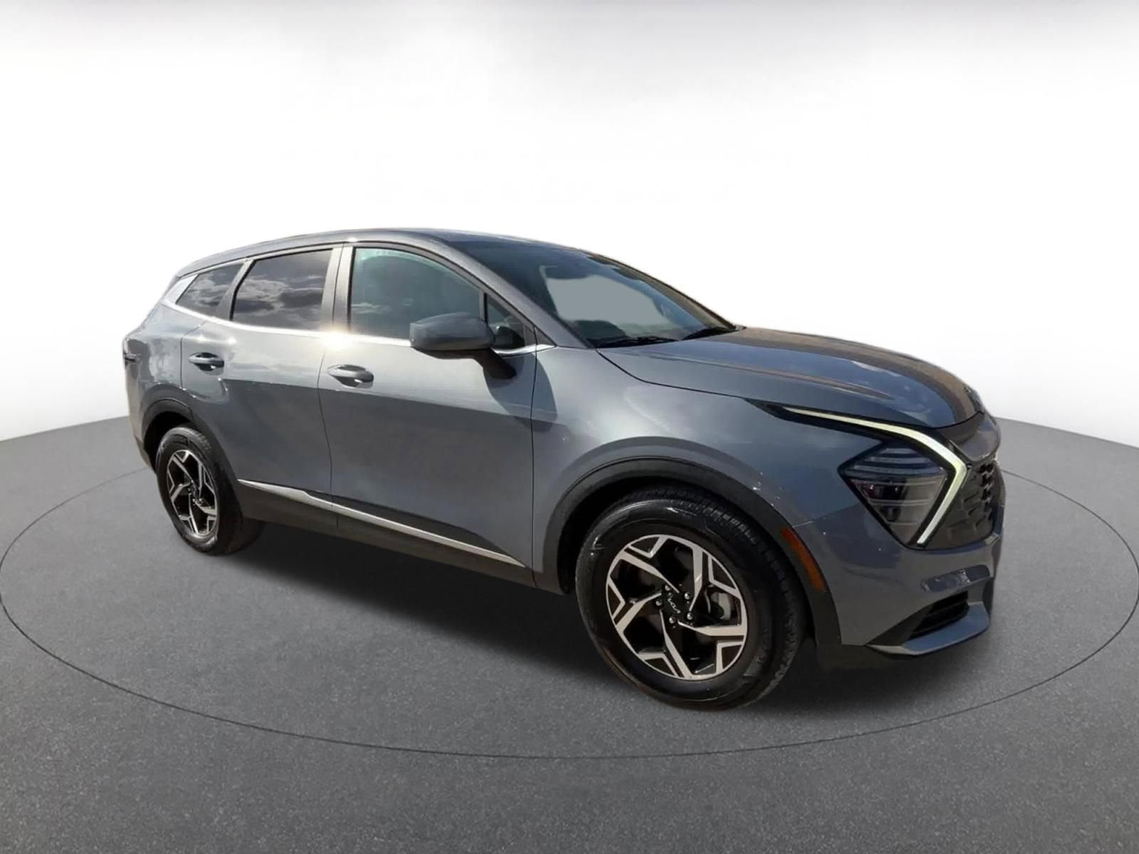 Thumbnail: 2025 Kia Sportage - 2