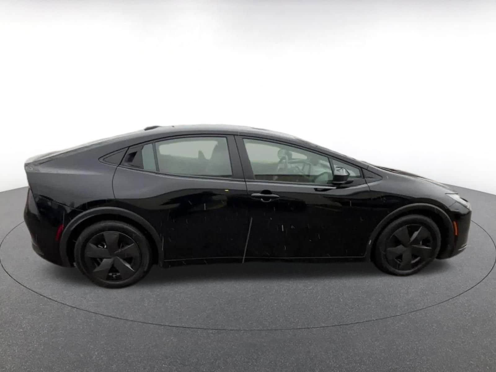 Thumbnail: 2025 Toyota Prius - 16