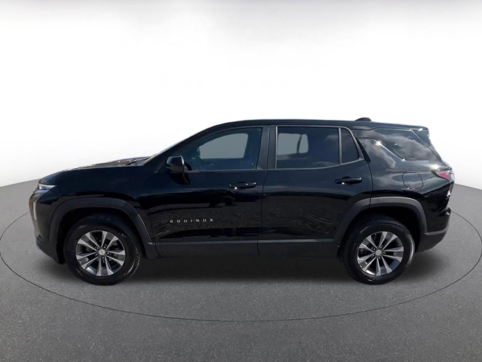 Thumbnail: 2025 Chevrolet Equinox - 9
