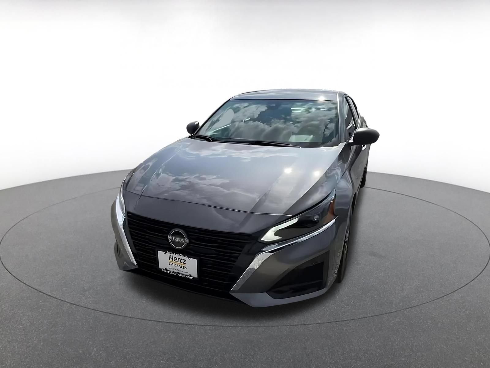 Thumbnail: 2025 Nissan Altima - 5