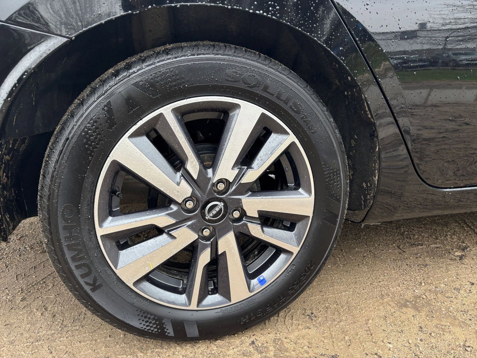 Thumbnail: 2025 Nissan Versa - 28