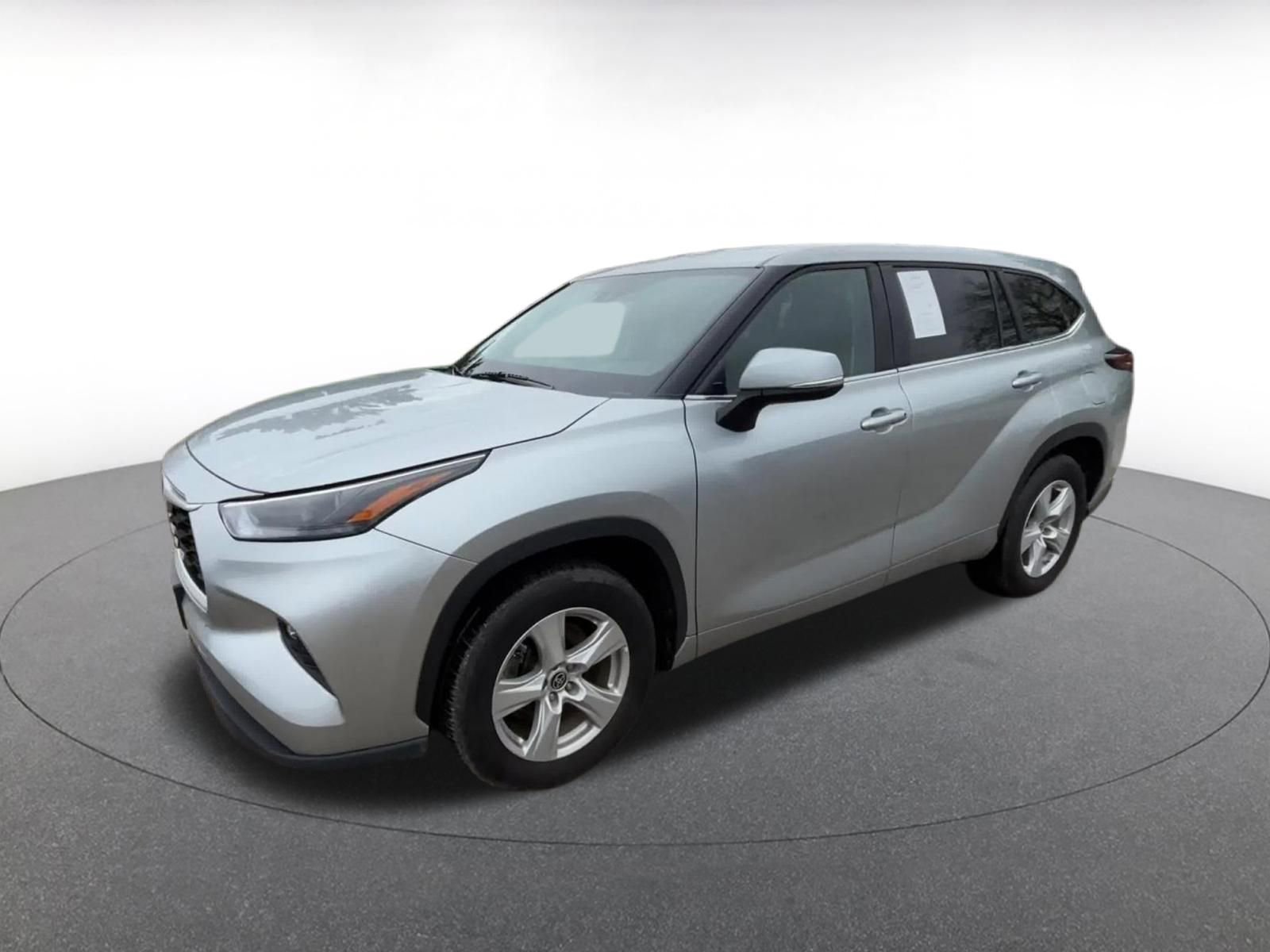 Thumbnail: 2025 Toyota Highlander - 8