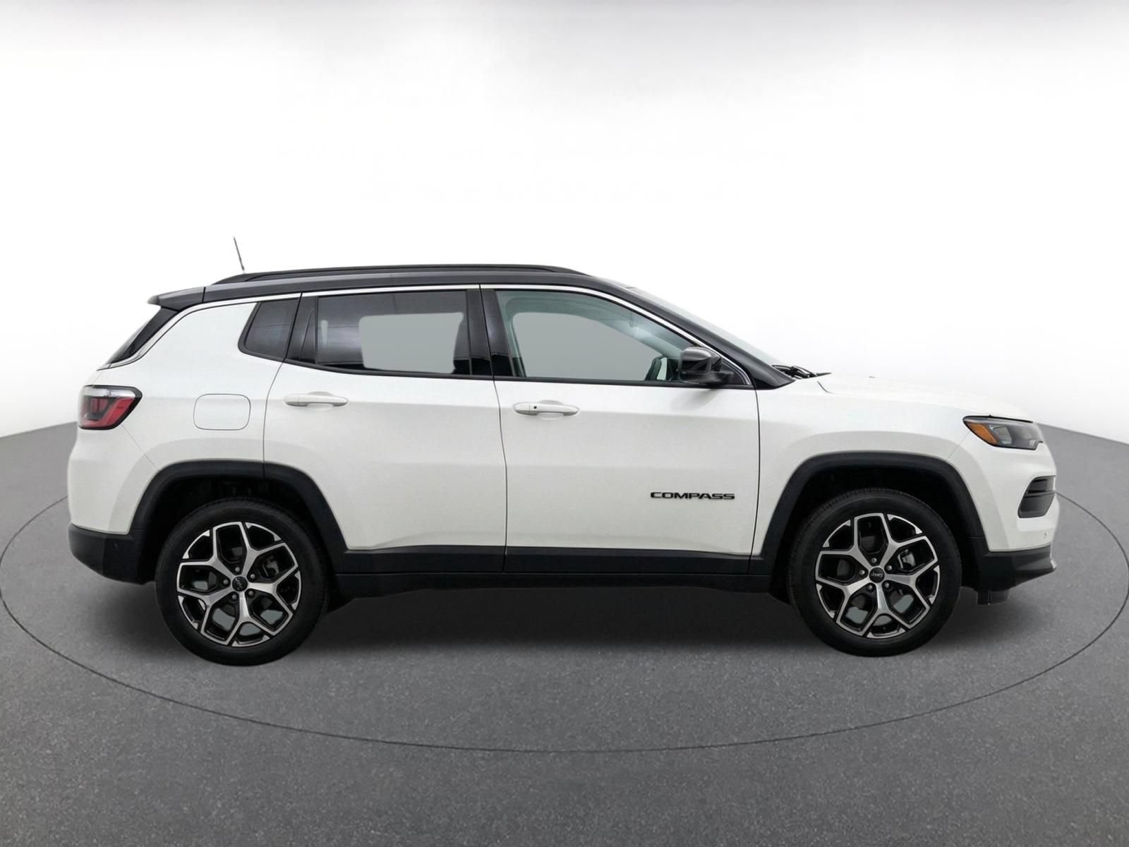 Thumbnail: 2025 Jeep Compass - 13