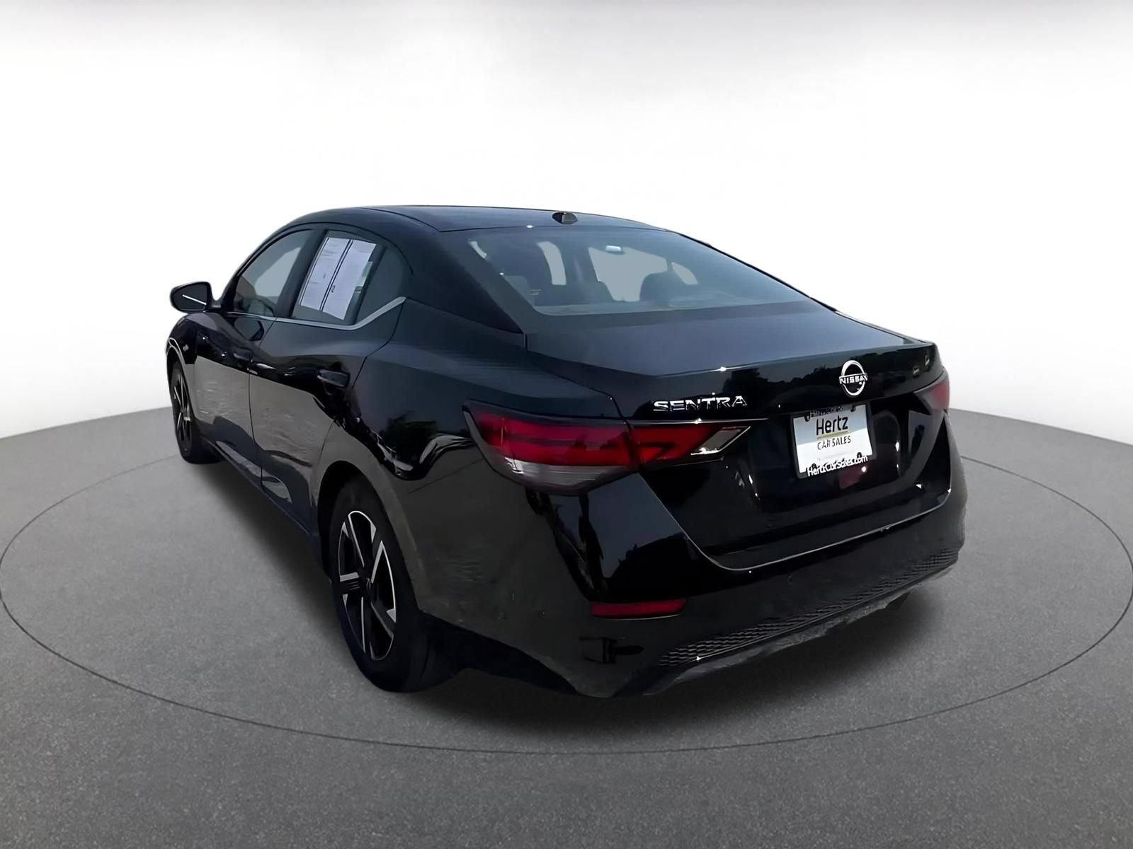 Thumbnail: 2025 Nissan Sentra - 11