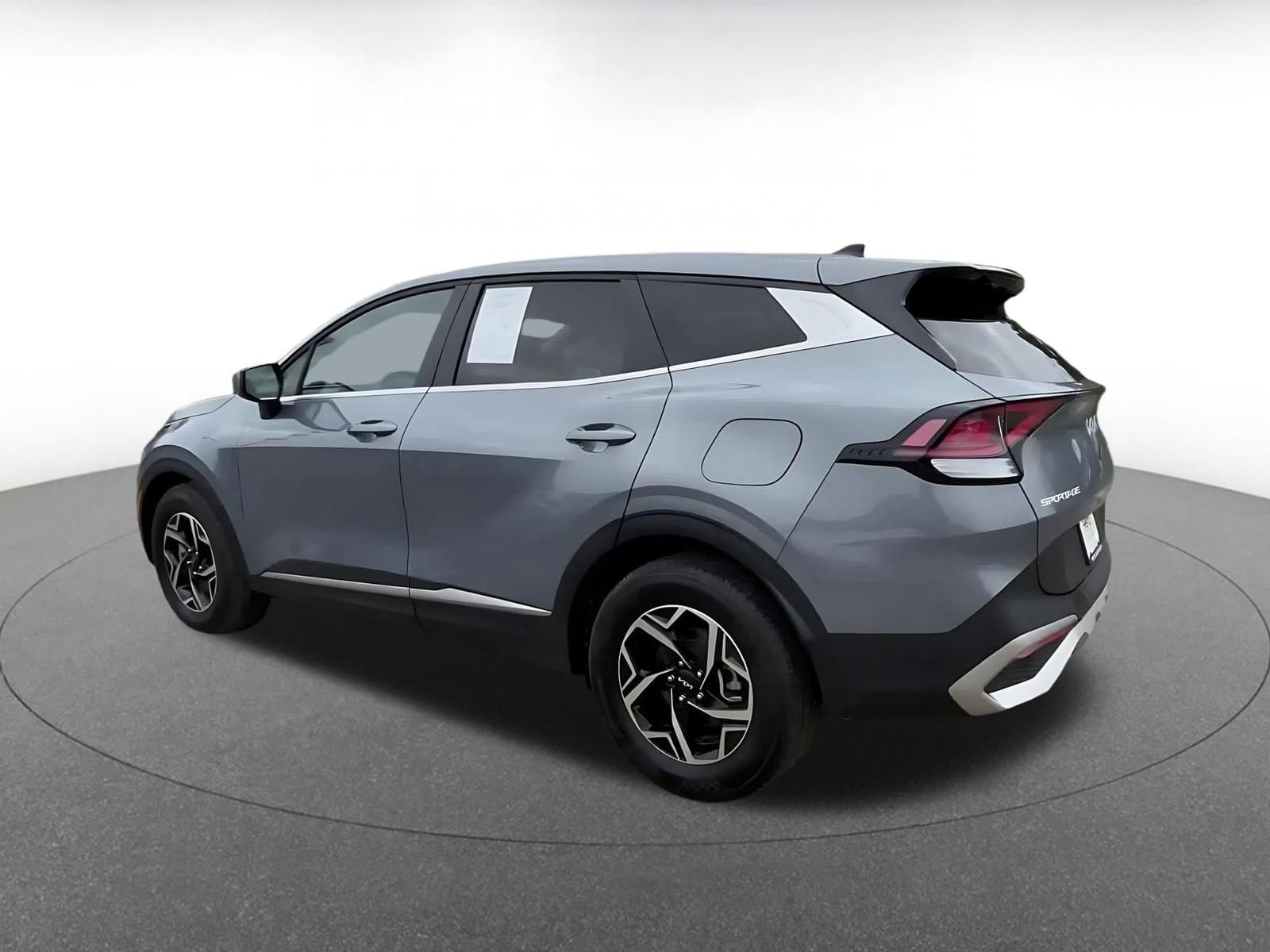 Thumbnail: 2025 Kia Sportage - 10