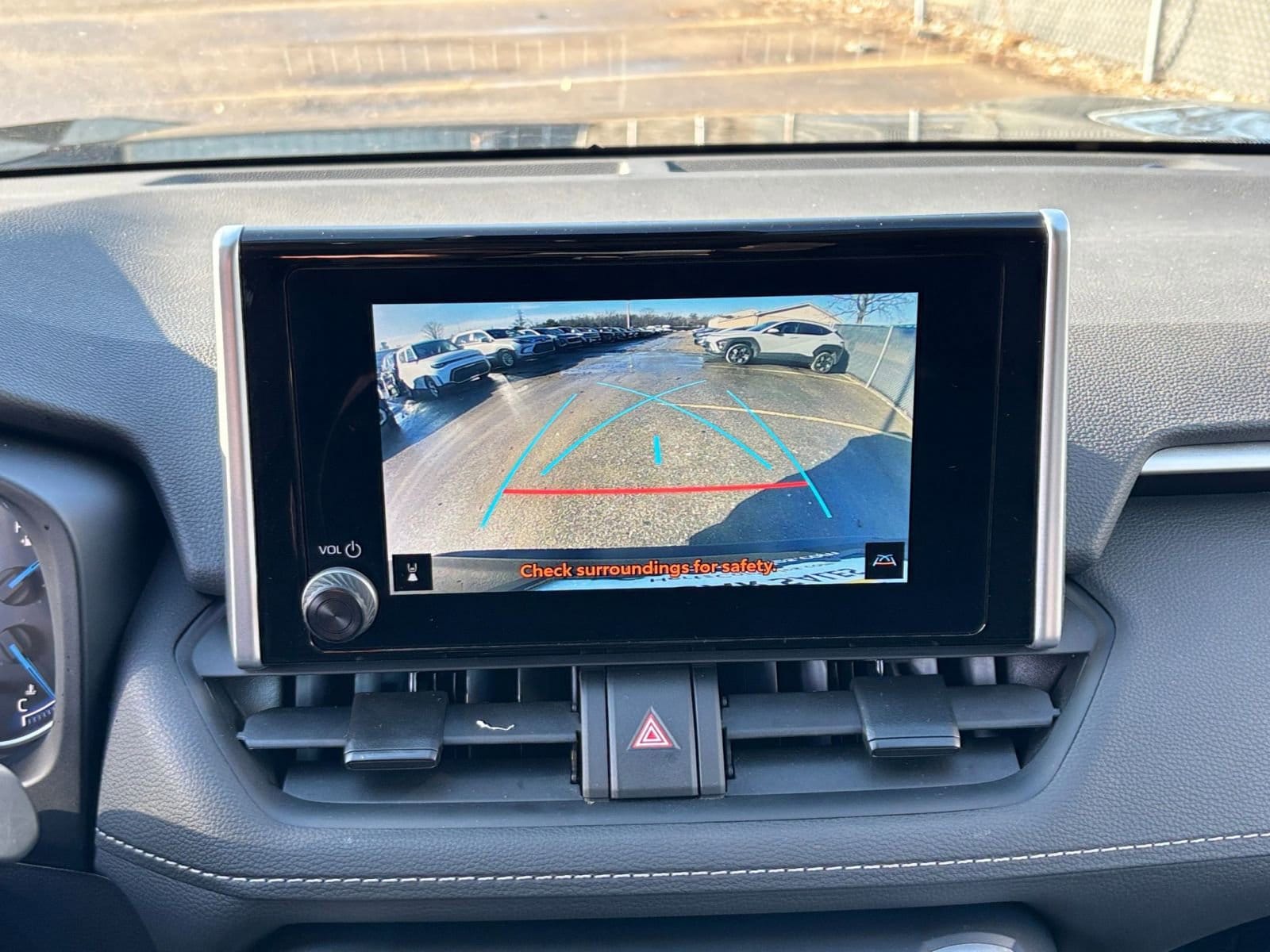 Thumbnail: 2025 Toyota RAV4 - 17