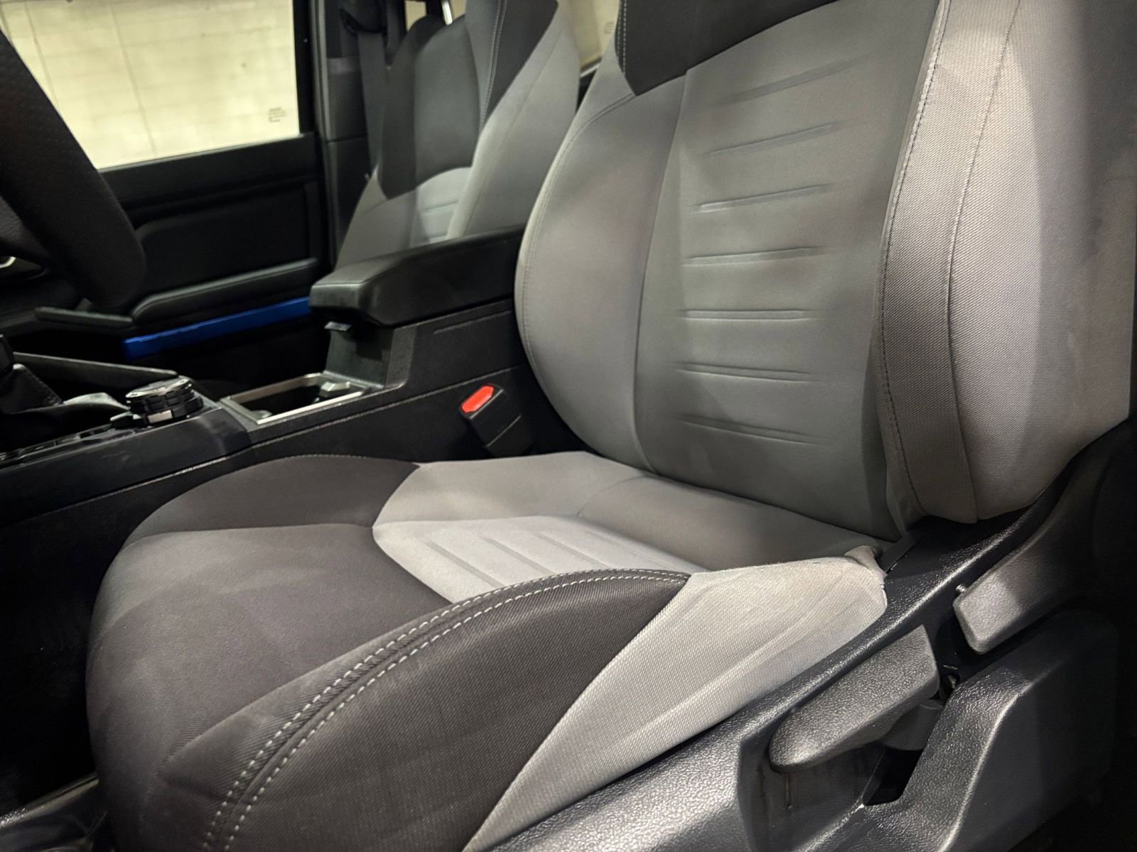 Thumbnail: 2025 Toyota Tacoma - 25