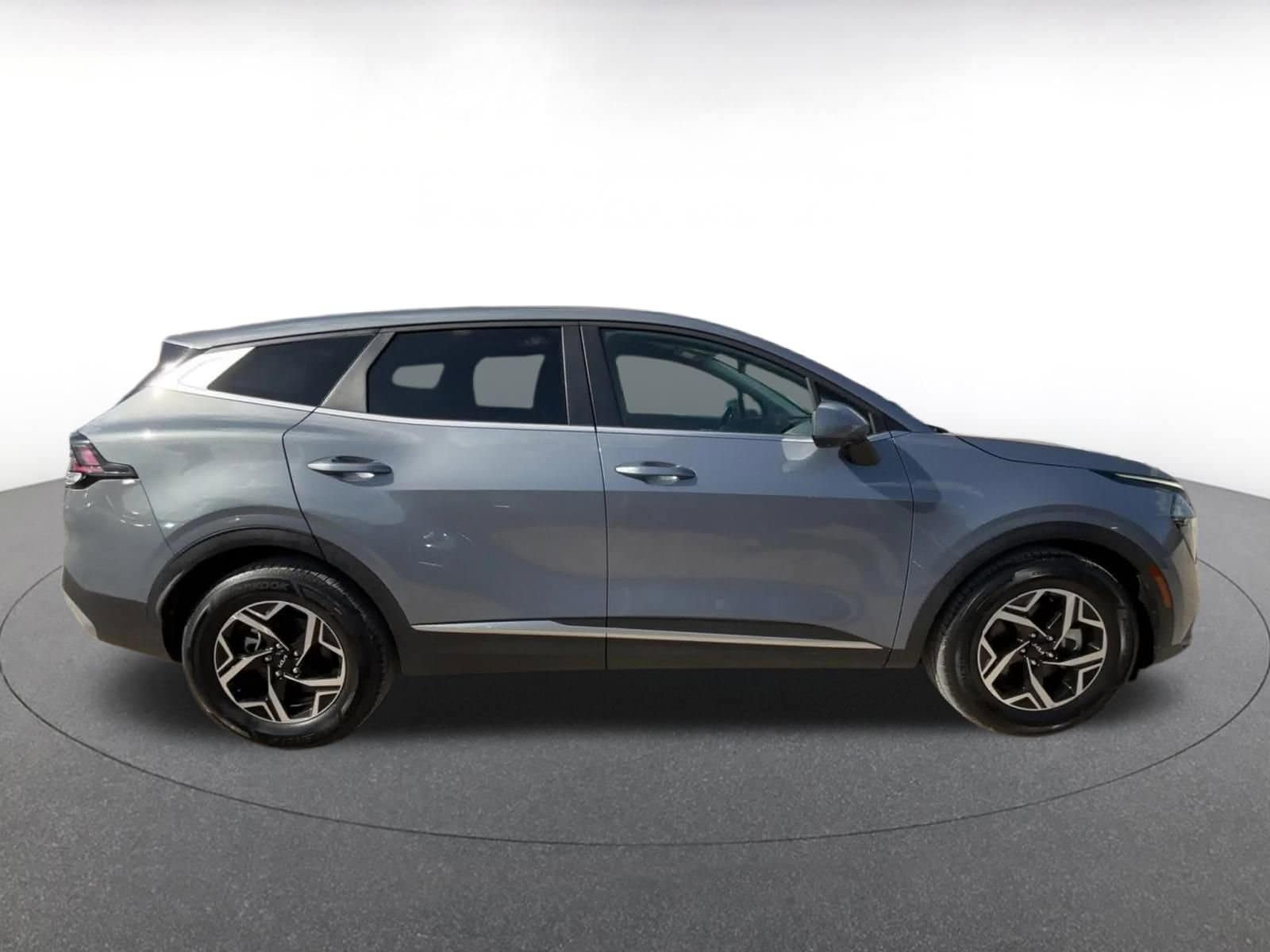 Thumbnail: 2025 Kia Sportage - 16