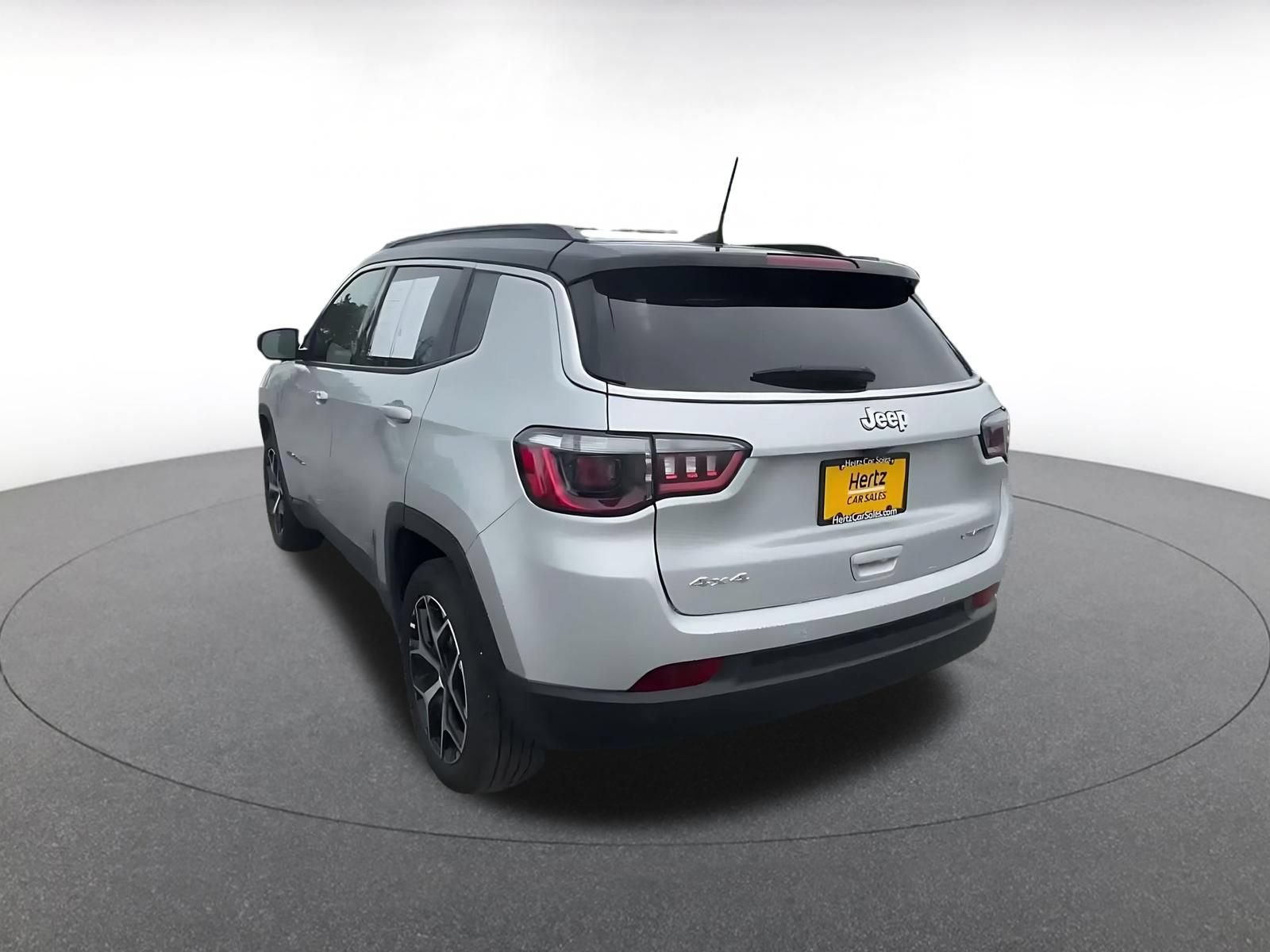 Thumbnail: 2025 Jeep Compass - 10