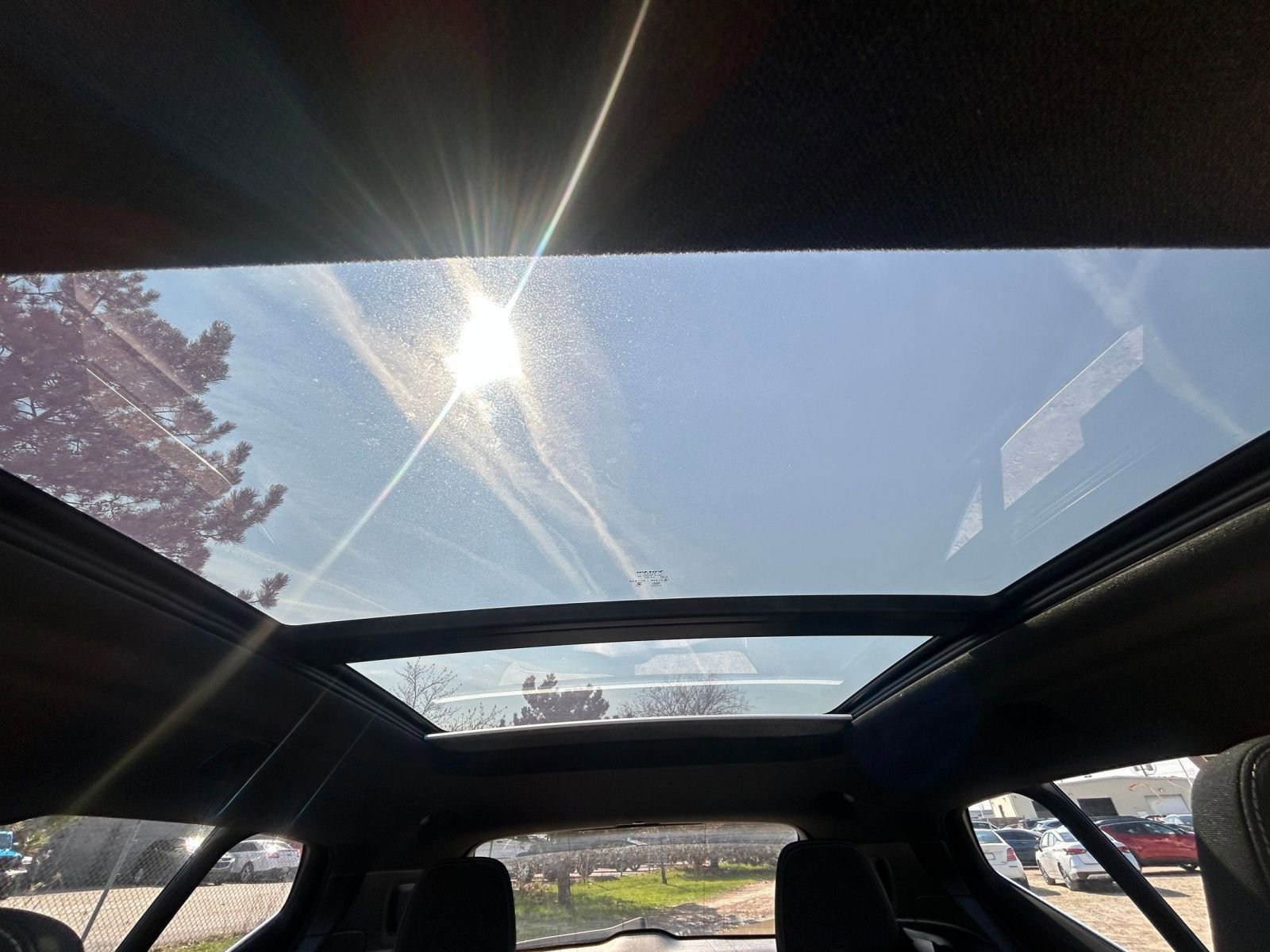 Thumbnail: 2024 Volvo XC40 - 33