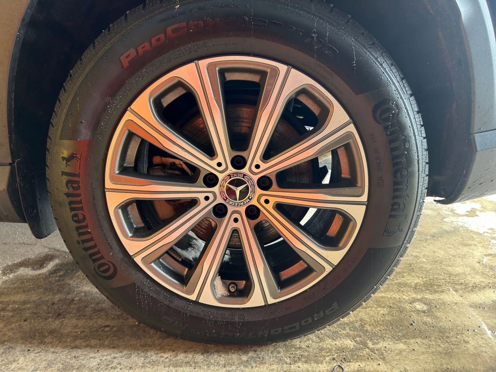 Thumbnail: 2024 Mercedes-Benz GLC - 33