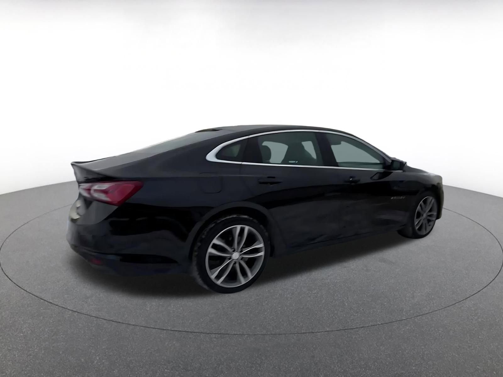 Thumbnail: 2024 Chevrolet Malibu - 15