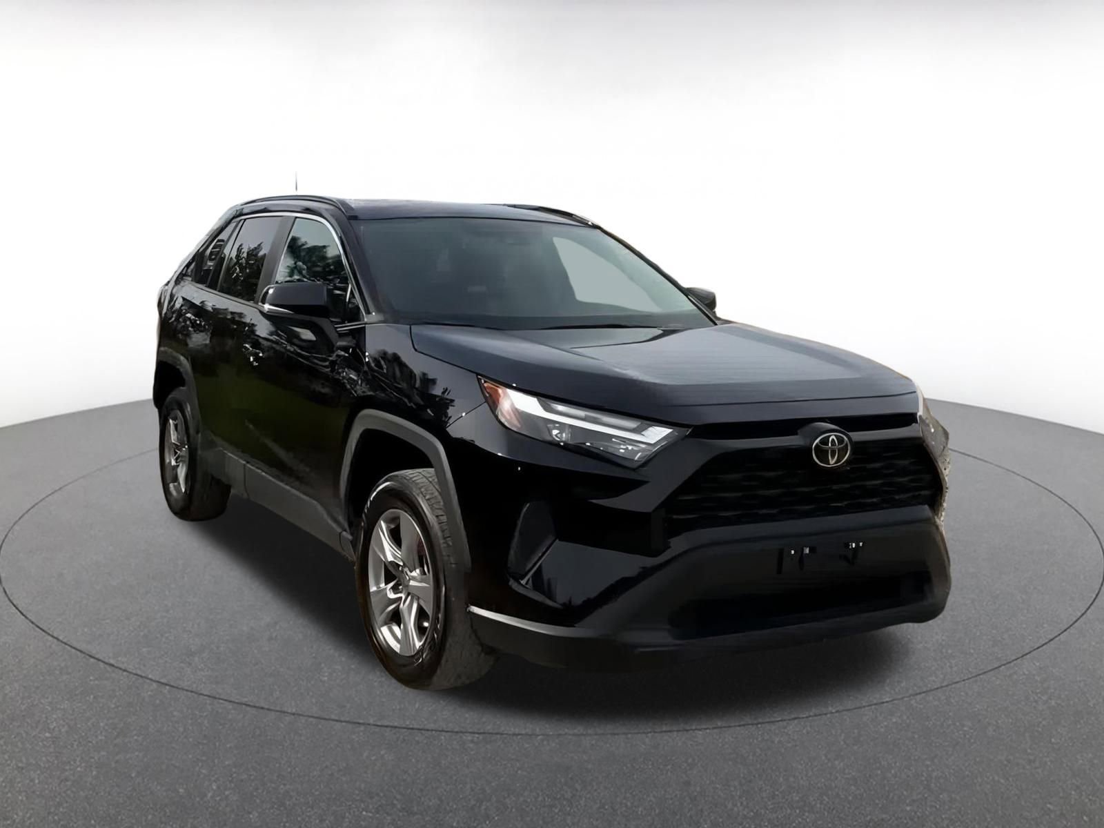 Thumbnail: 2025 Toyota RAV4 - 3