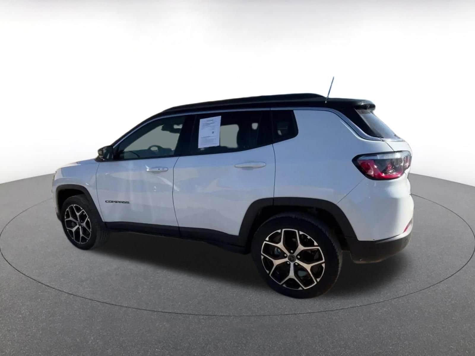 Thumbnail: 2025 Jeep Compass - 10