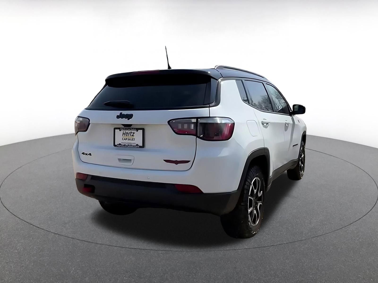 Thumbnail: 2025 Jeep Compass - 14