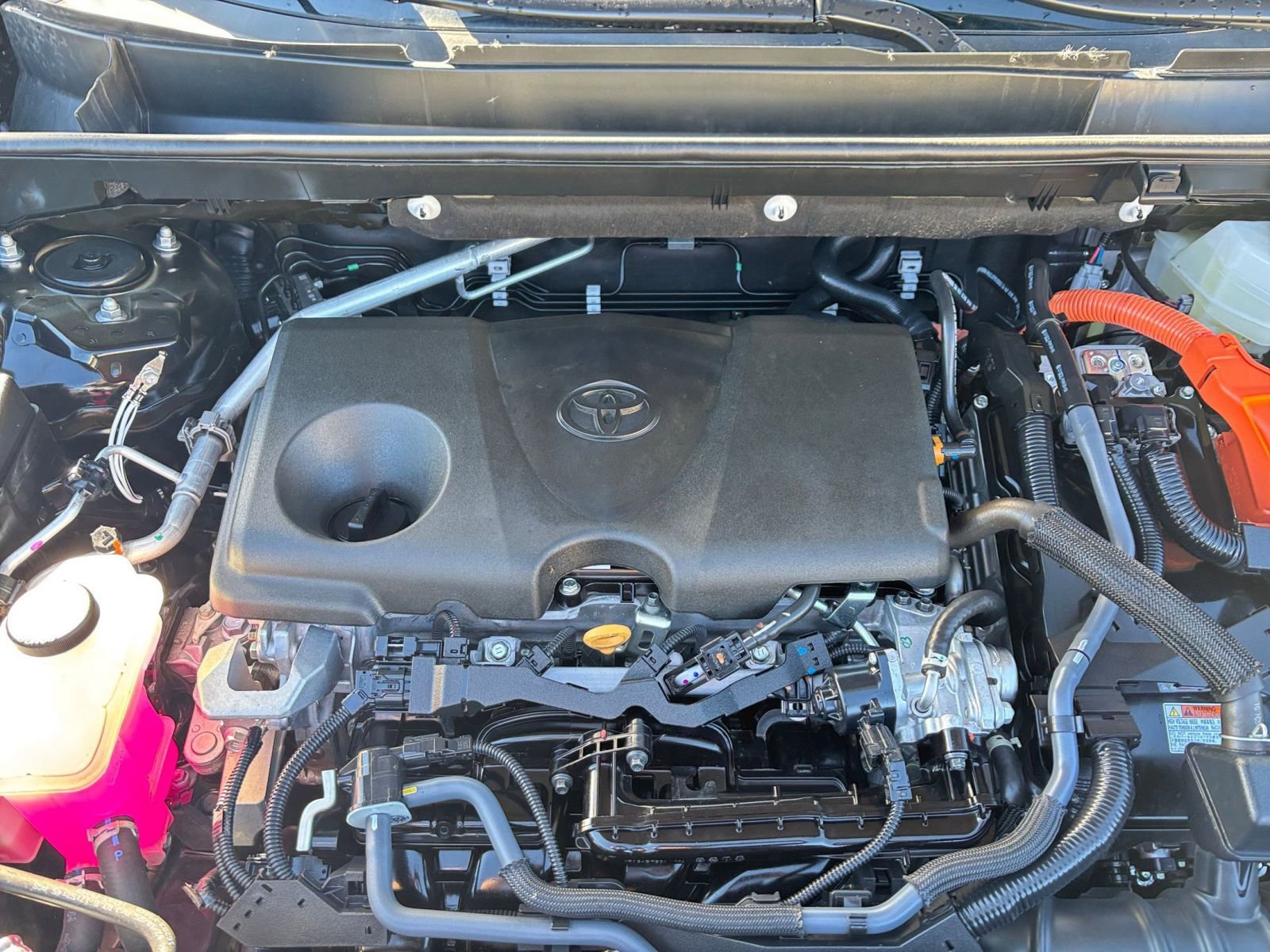 Thumbnail: 2025 Toyota RAV4 - 31