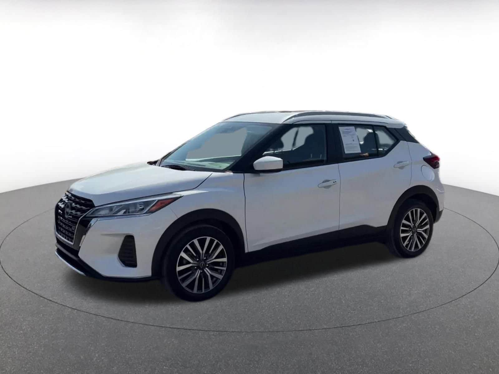 Thumbnail: 2024 Nissan Kicks - 8