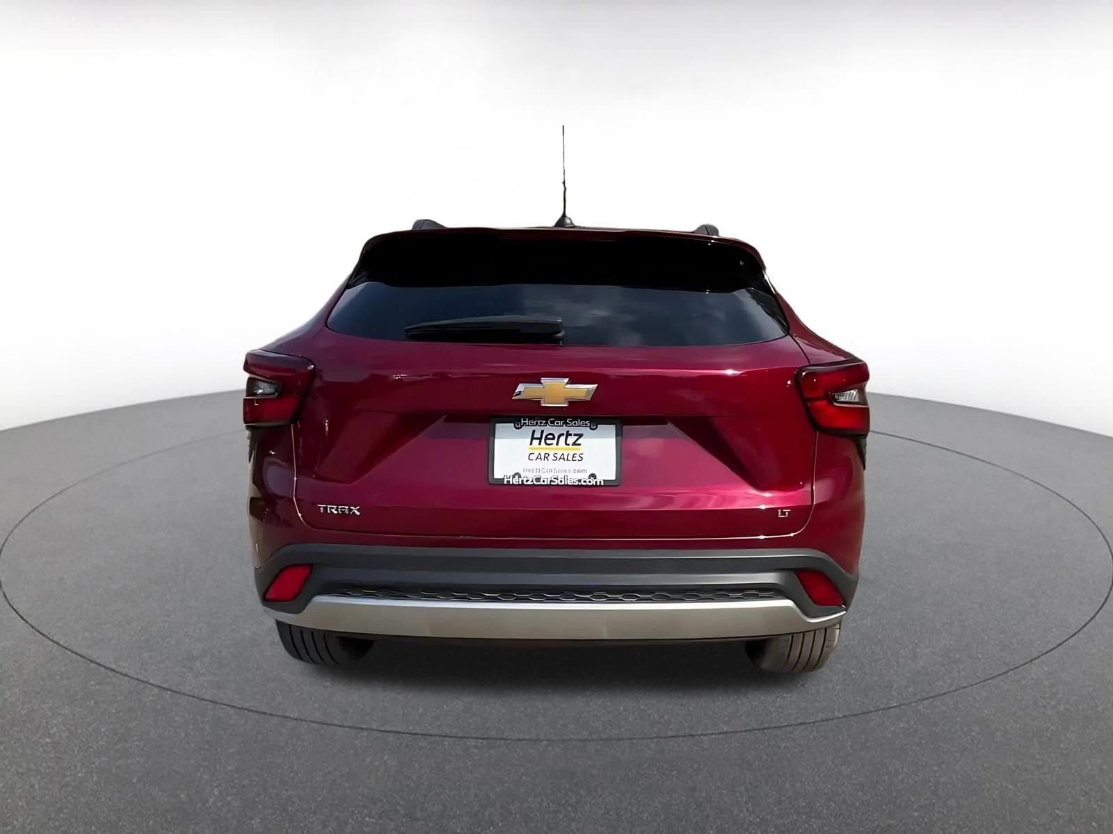 Thumbnail: 2025 Chevrolet Trax - 12