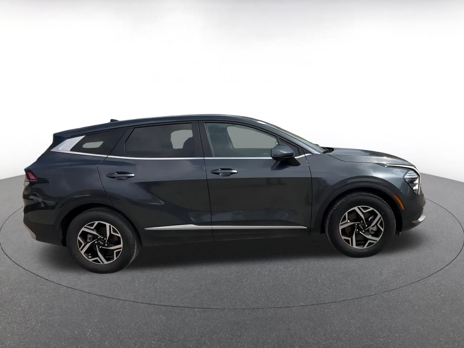 Thumbnail: 2024 Kia Sportage - 16