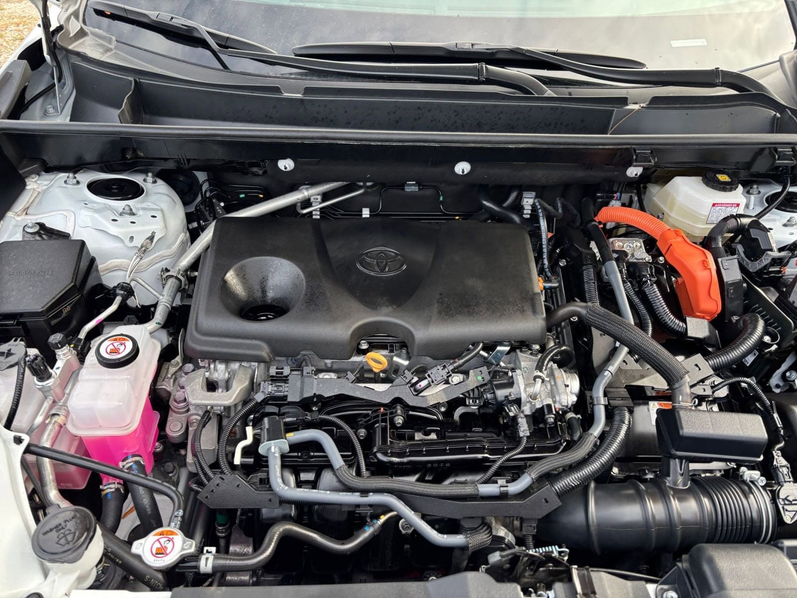 Thumbnail: 2025 Toyota RAV4 - 31