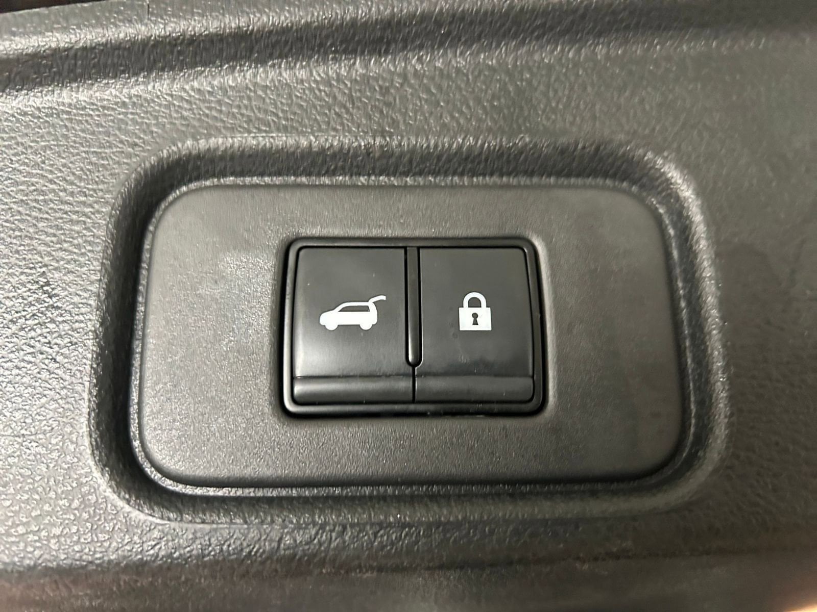 Thumbnail: 2025 Nissan Pathfinder - 23