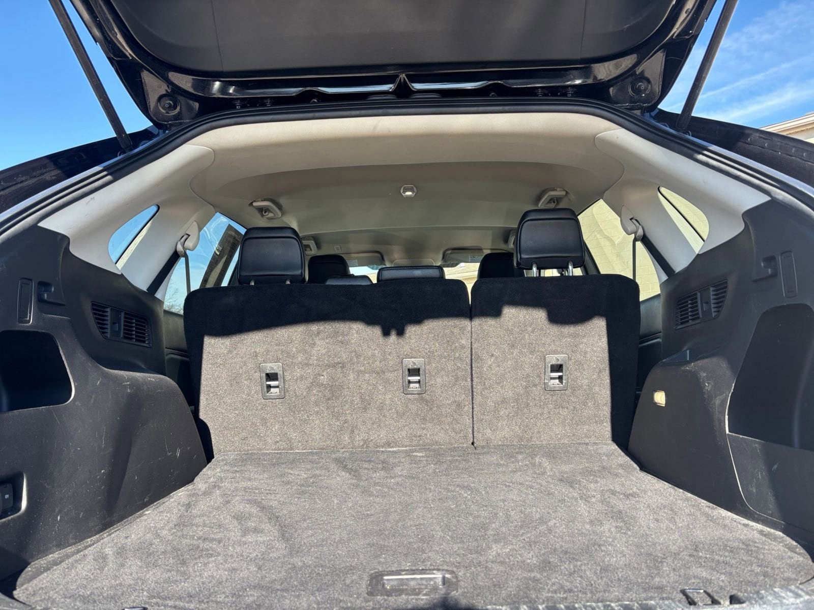 Thumbnail: 2024 Ford Edge - 32