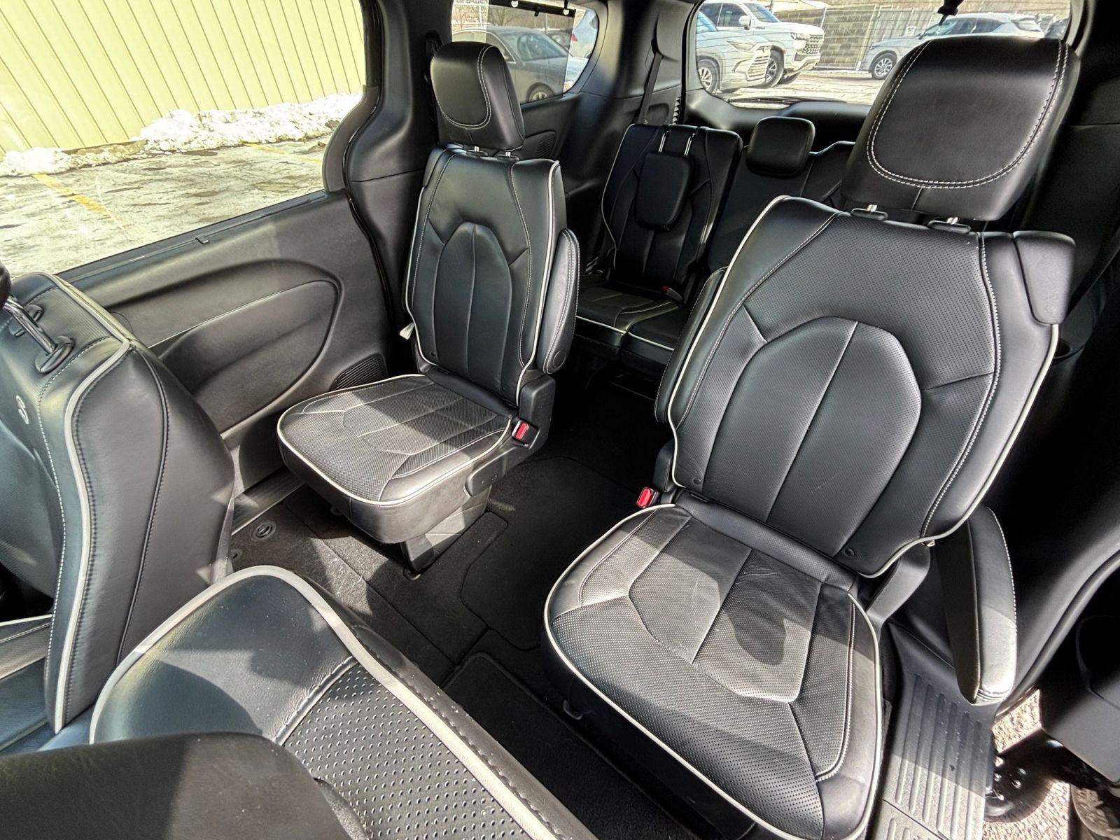 Thumbnail: 2025 Chrysler Pacifica - 29