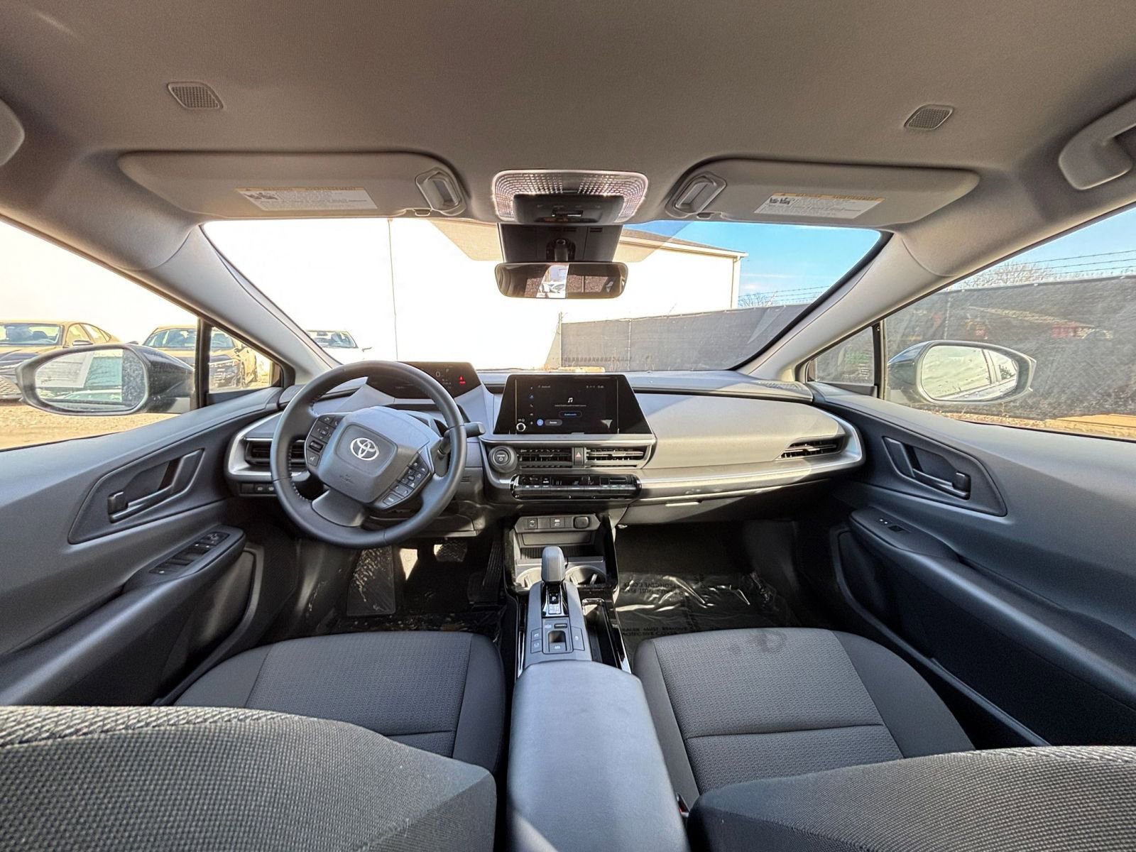 Thumbnail: 2025 Toyota Prius - 31