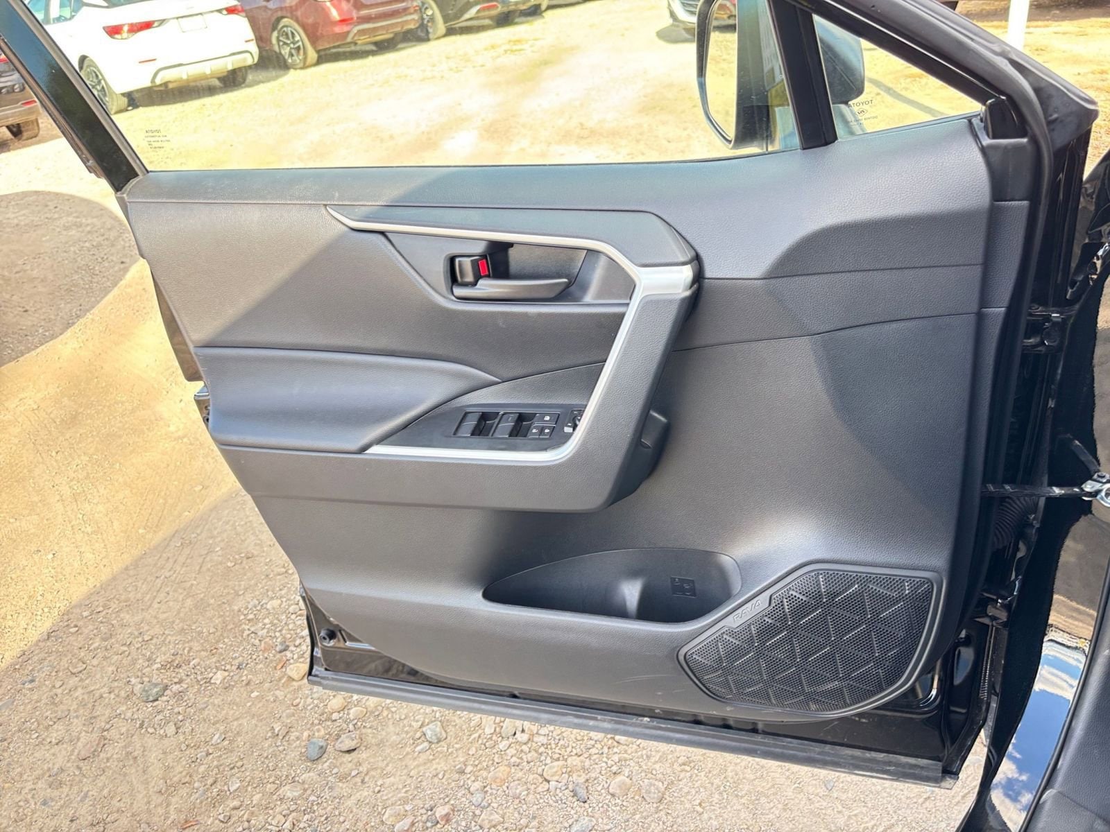 Thumbnail: 2025 Toyota RAV4 - 20