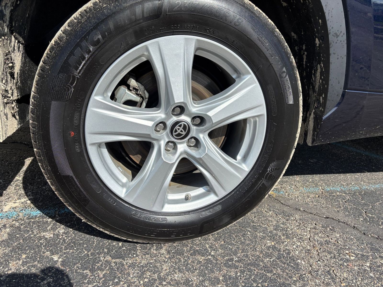 Thumbnail: 2025 Toyota Highlander - 33