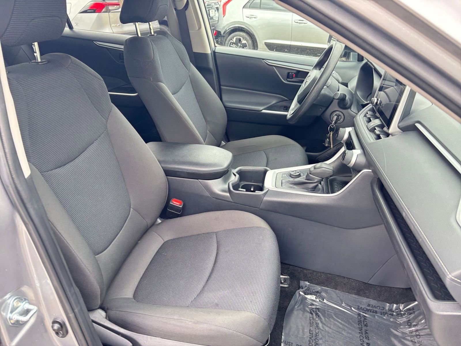 Thumbnail: 2025 Toyota RAV4 - 35