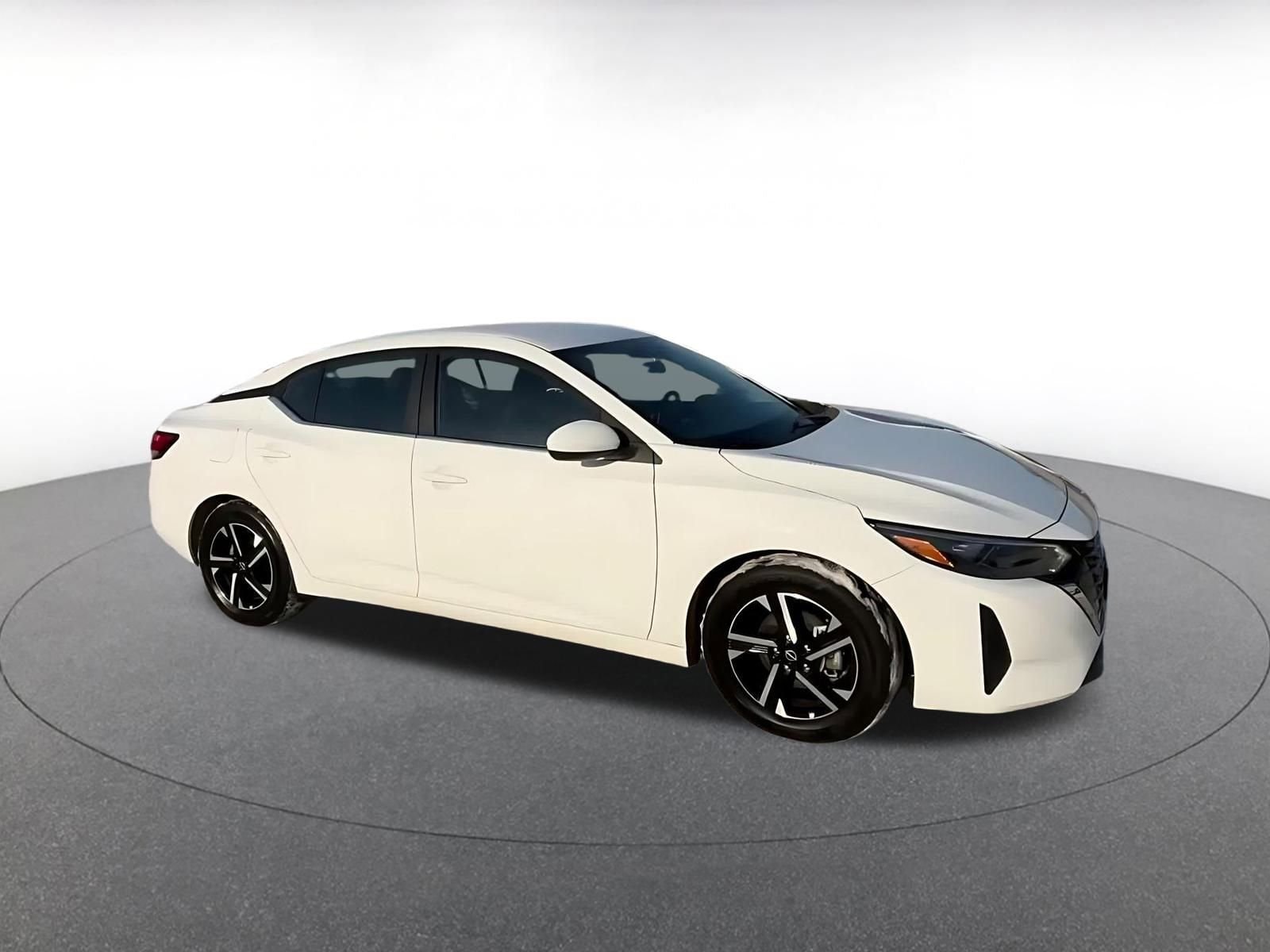 Thumbnail: 2025 Nissan Sentra - 2