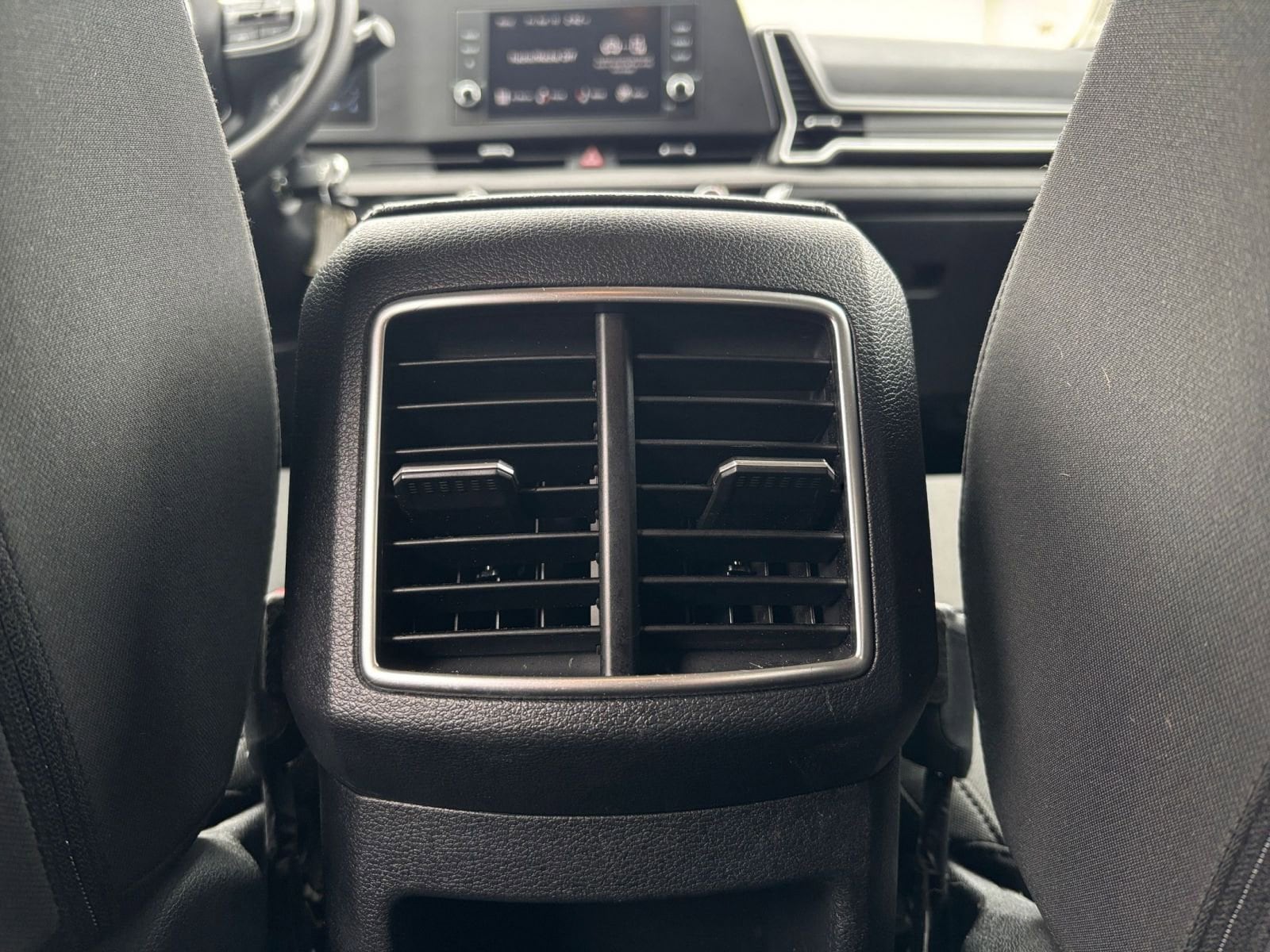 Thumbnail: 2025 Kia Sportage - 23