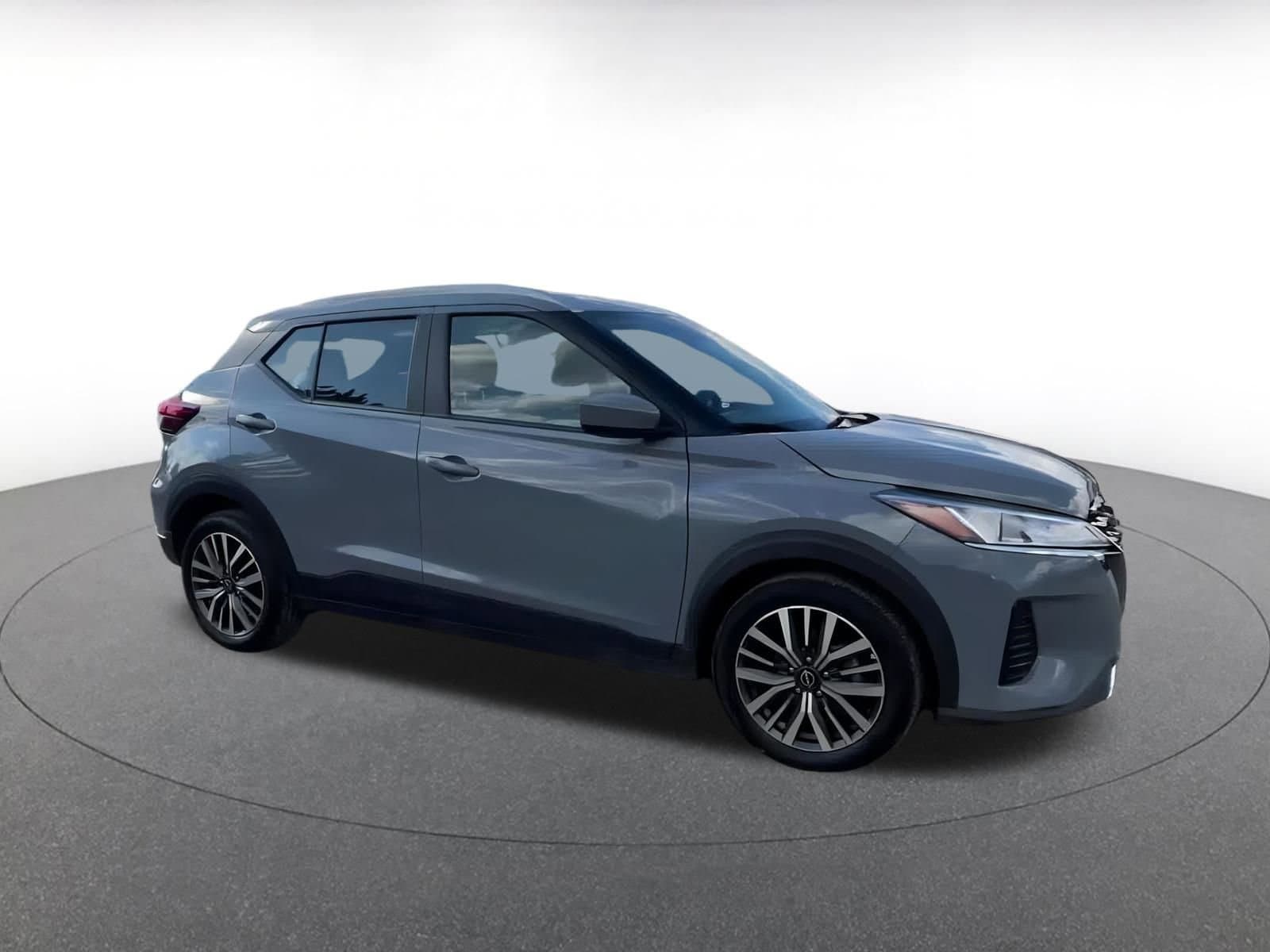 Thumbnail: 2024 Nissan Kicks - 2