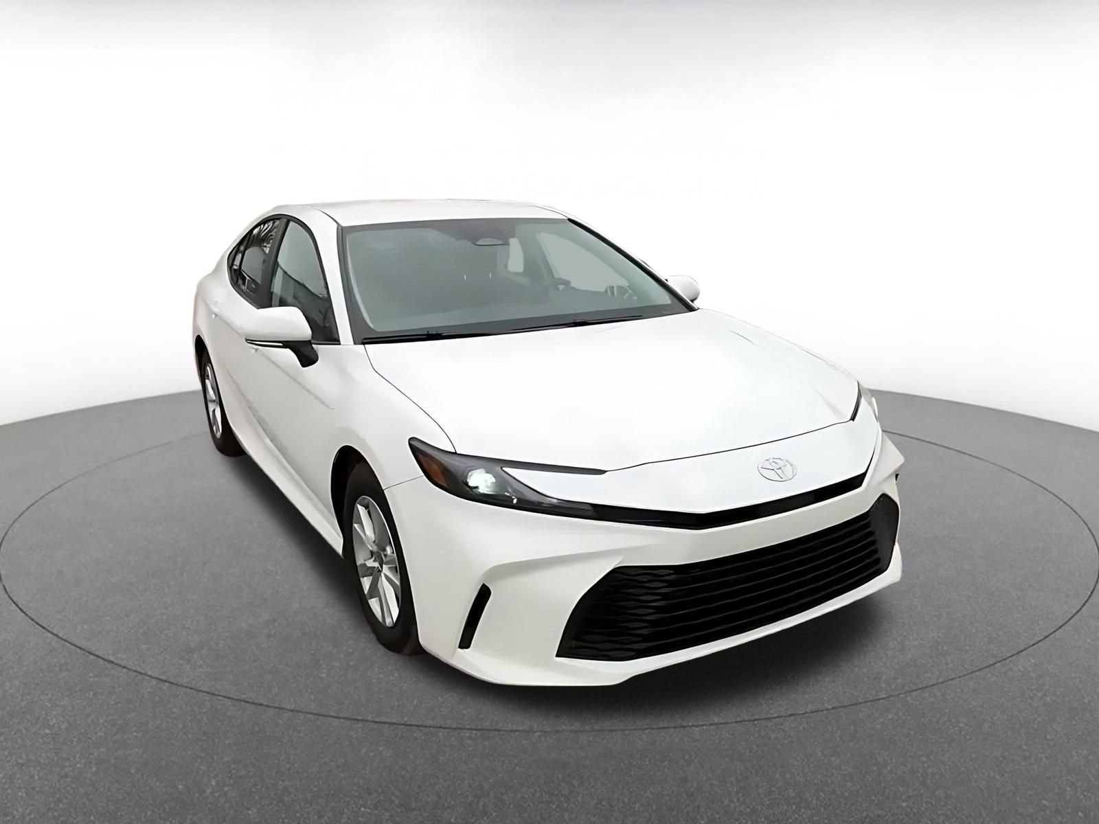 Thumbnail: 2025 Toyota Camry - 3