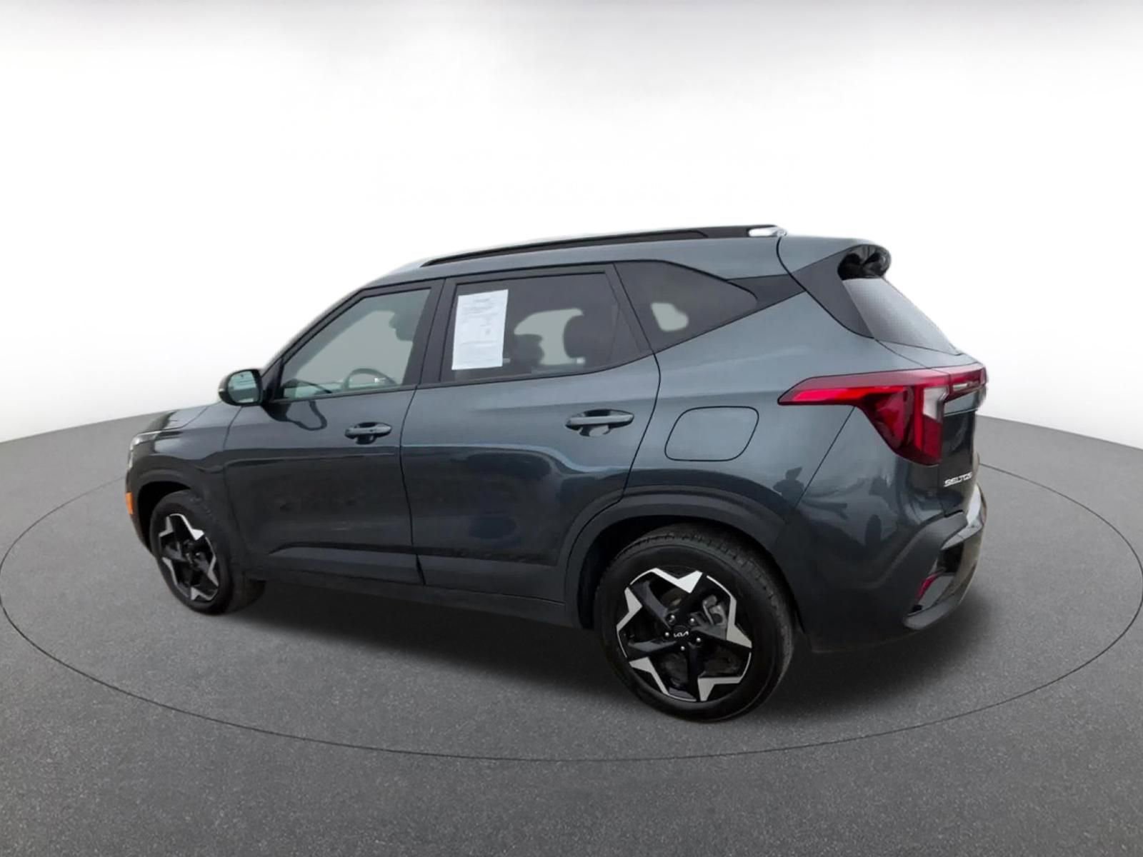 Thumbnail: 2025 Kia Seltos - 10